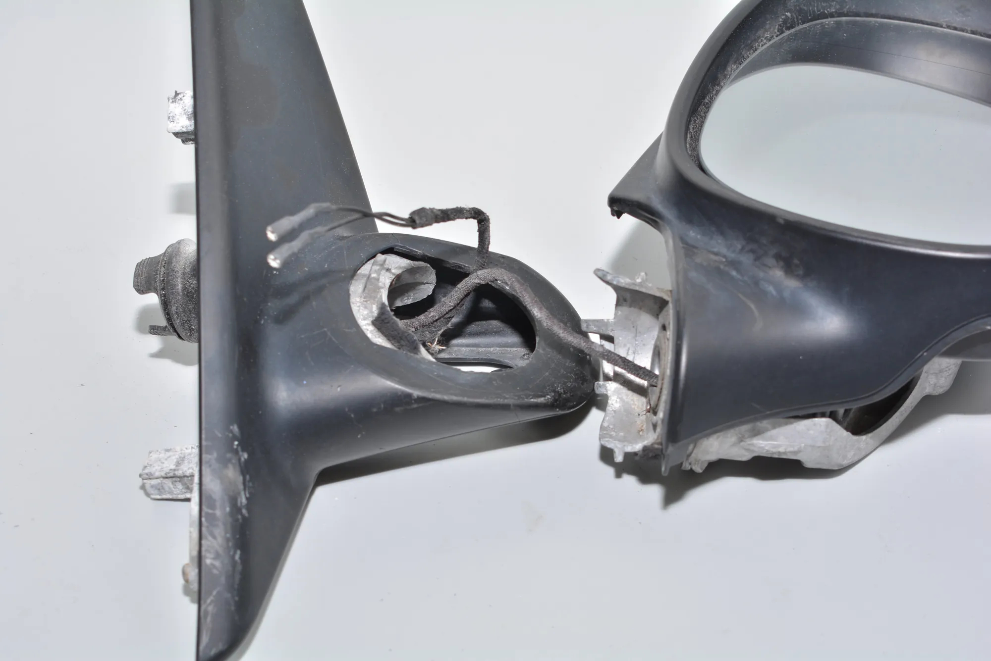 Left Side Wing Mirror – OEM NA · BMW 3 (E90) 325 d 2010 – 2