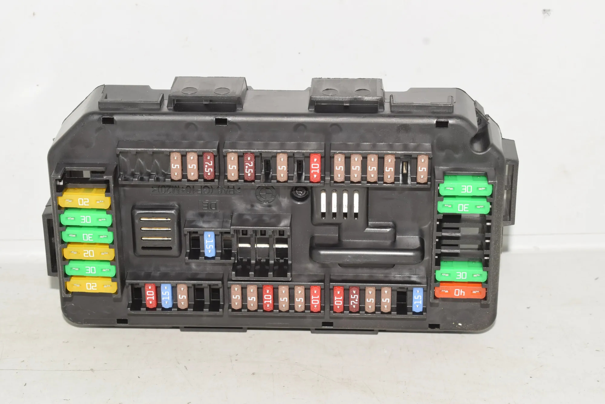 Fuse Box – OEM 9389068 · BMW 4 Gran Coupe (F36) 435 d xDrive 2016 – 3