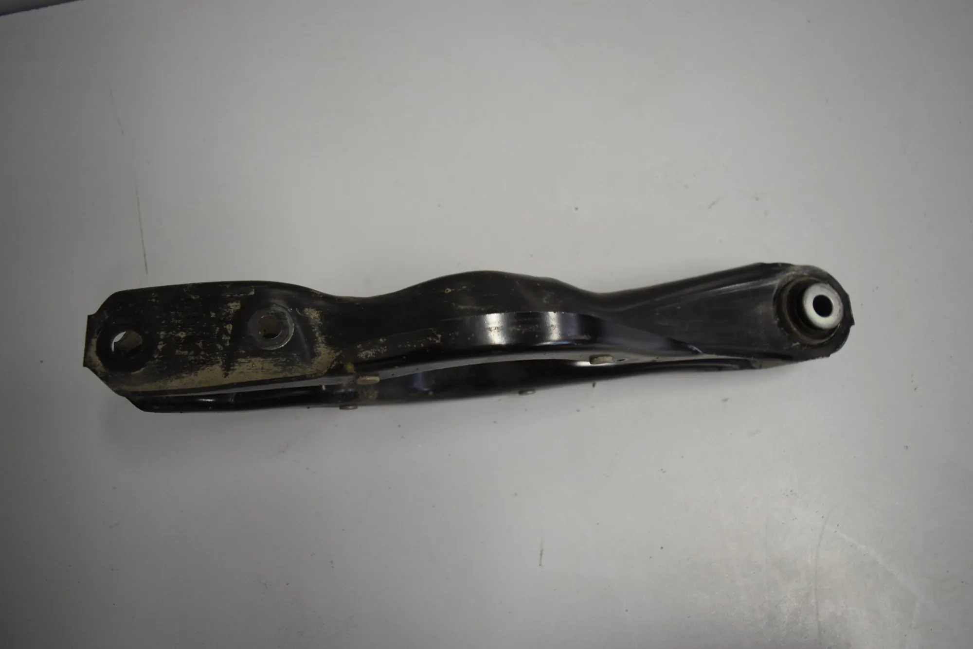 Rear Left Lower Control Arm – OEM 6867540 · BMW 4 Gran Coupe (F36) 435 d xDrive 2016 – 3