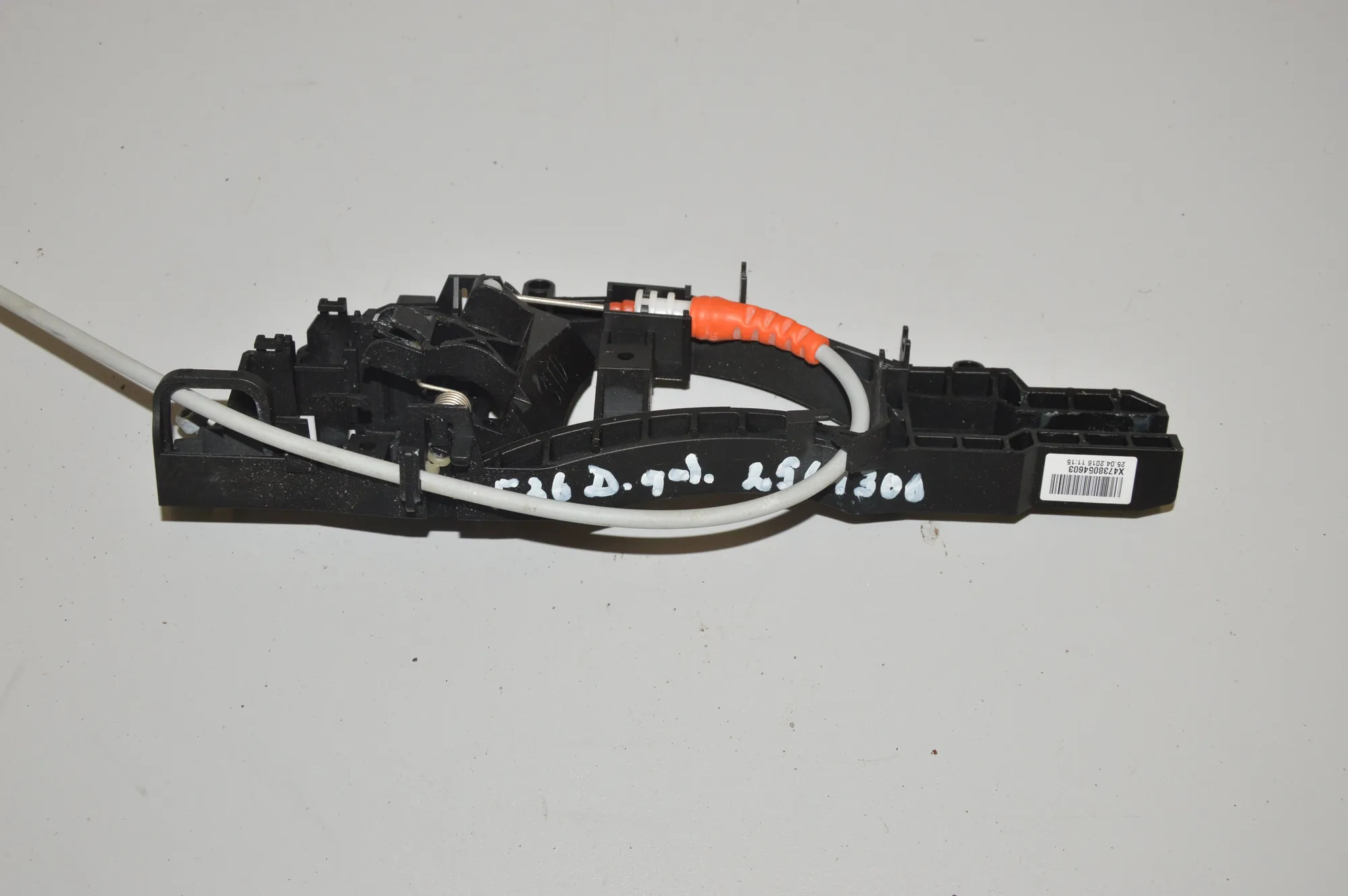 Rear Right Door Interior Handle Frame – OEM 7380546 · BMW 4 Gran Coupe (F36) 435 d xDrive 2016 – 4