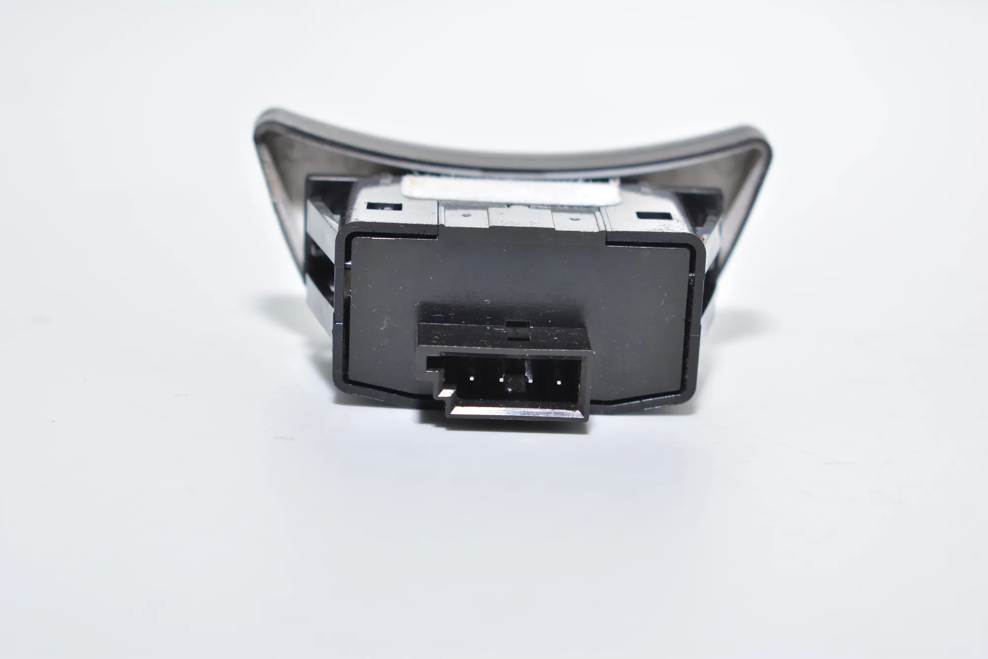 Other Control Units – OEM NA · BMW 5 (E60) 520 i 2003 – 3