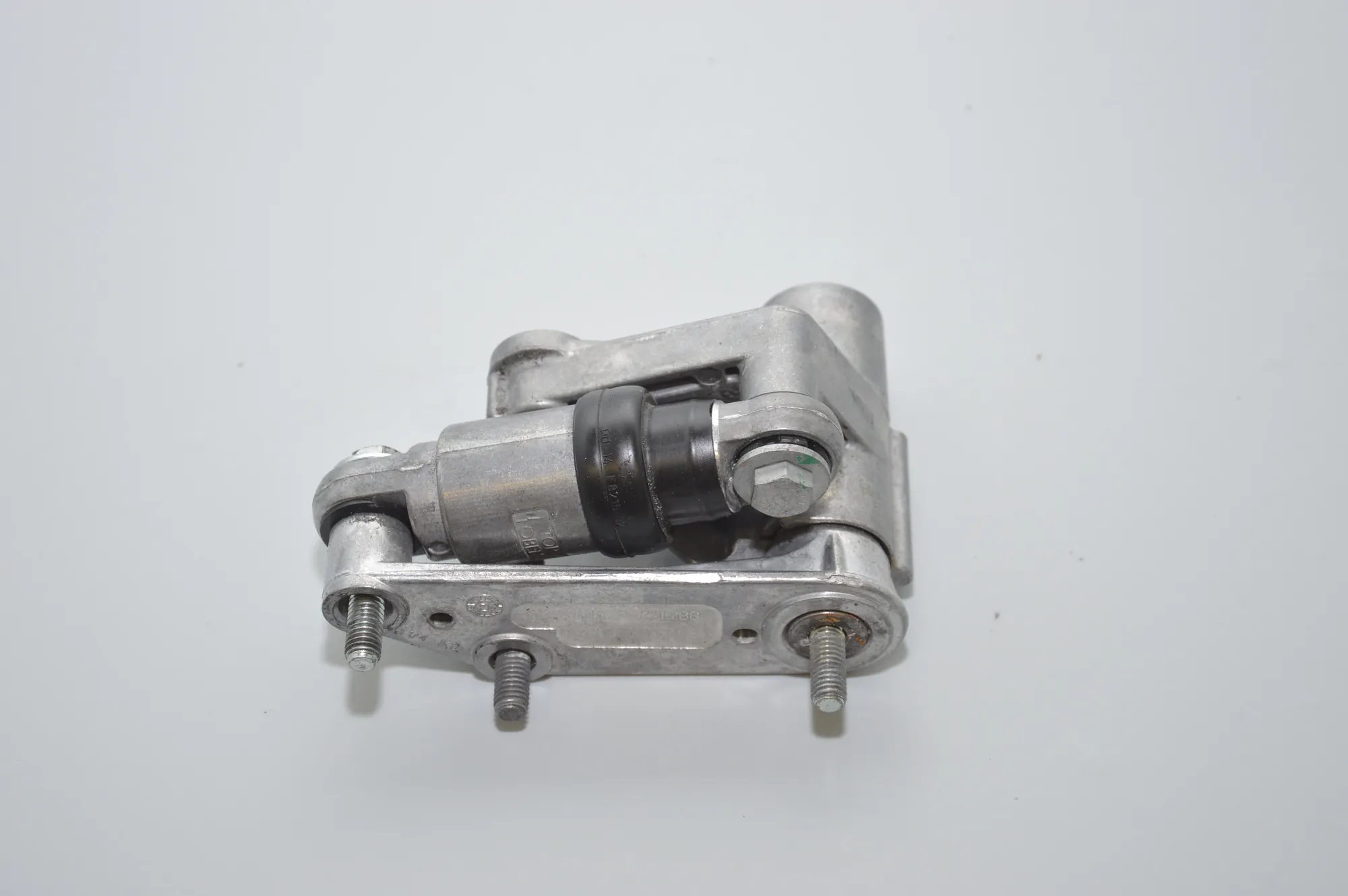 Other Engine Compartment Parts – OEM F-231288 · BMW 5 (E60) 520 i 2003 – 2
