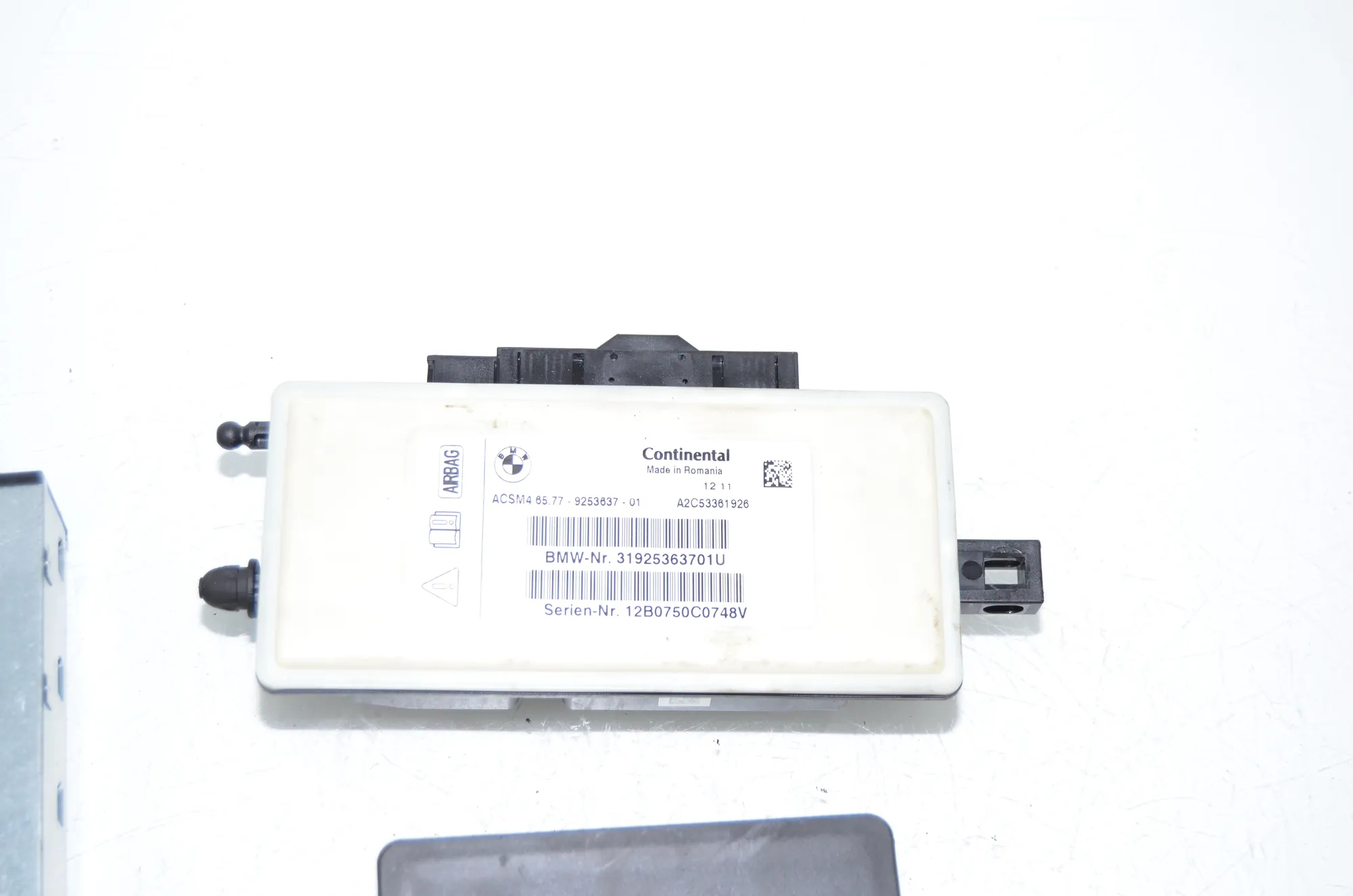 Other Control Units – OEM 6857262 · BMW 5 Touring (F11) 530 d 2012 – 3