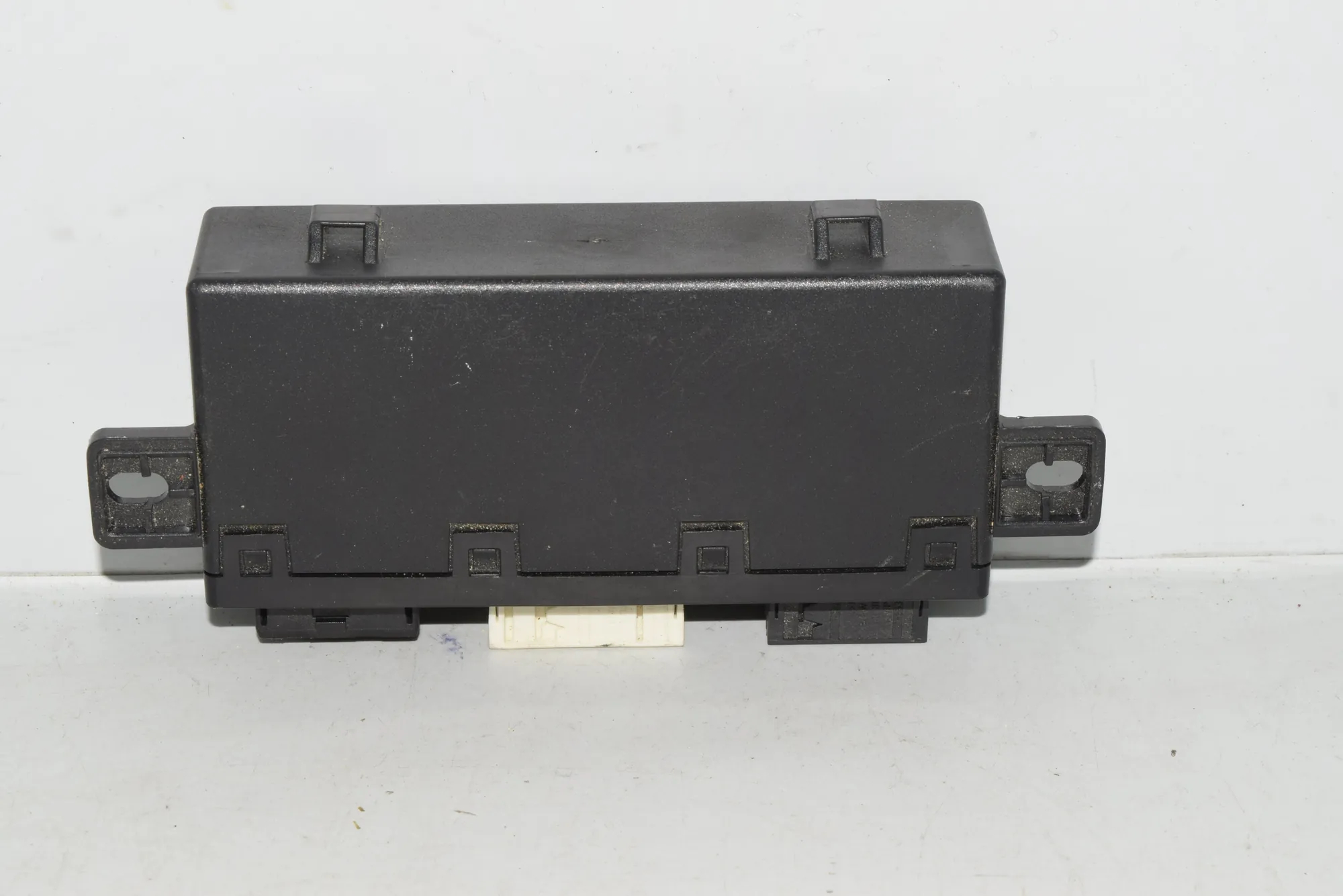 Front Right Door Control Unit – OEM 8376070 · BMW 5 (E39) BMW 5 (E39) 2000 – 2