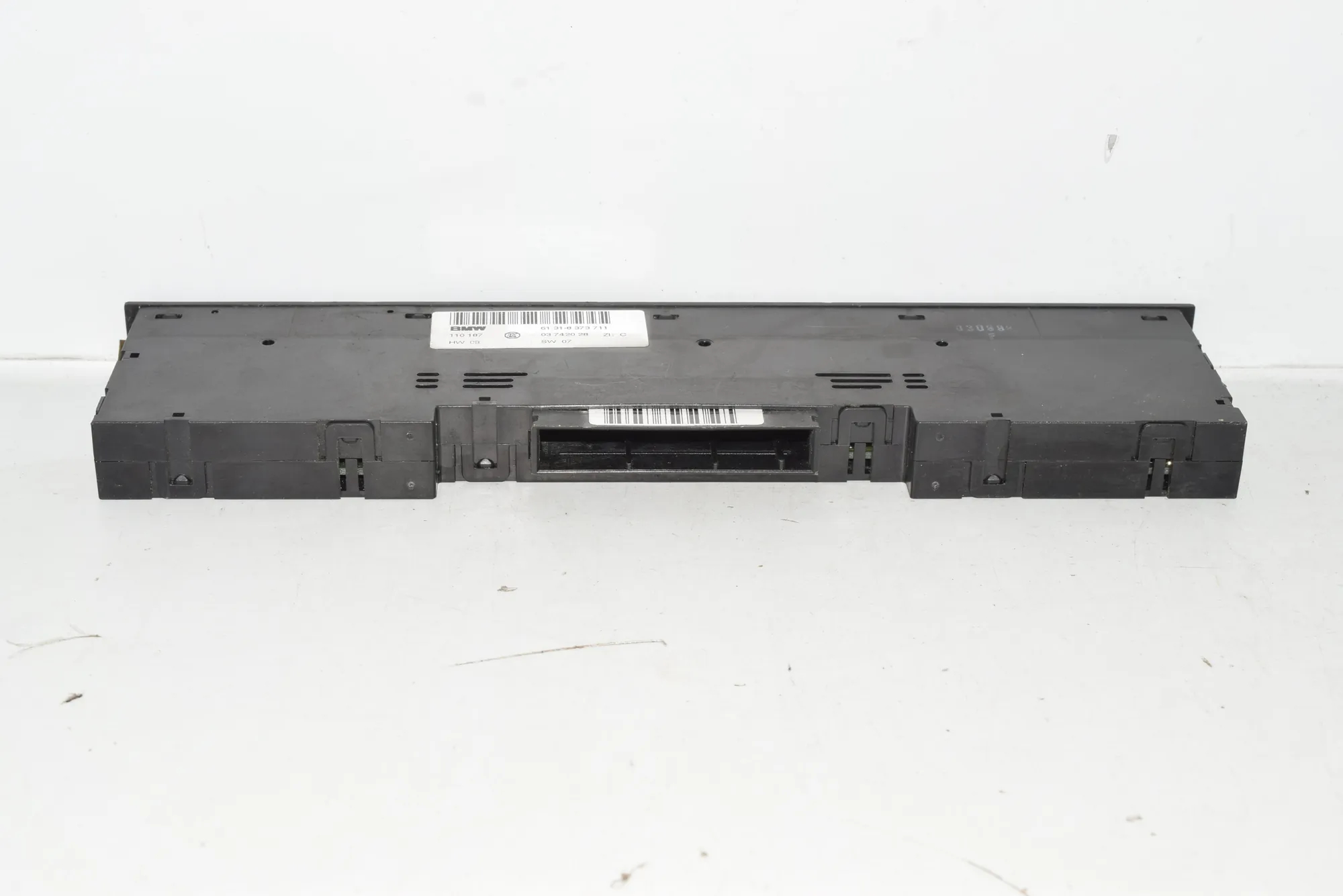 Button Switch Panel – OEM 8373711 · BMW 5 (E39) BMW 5 (E39) 2000 – 4