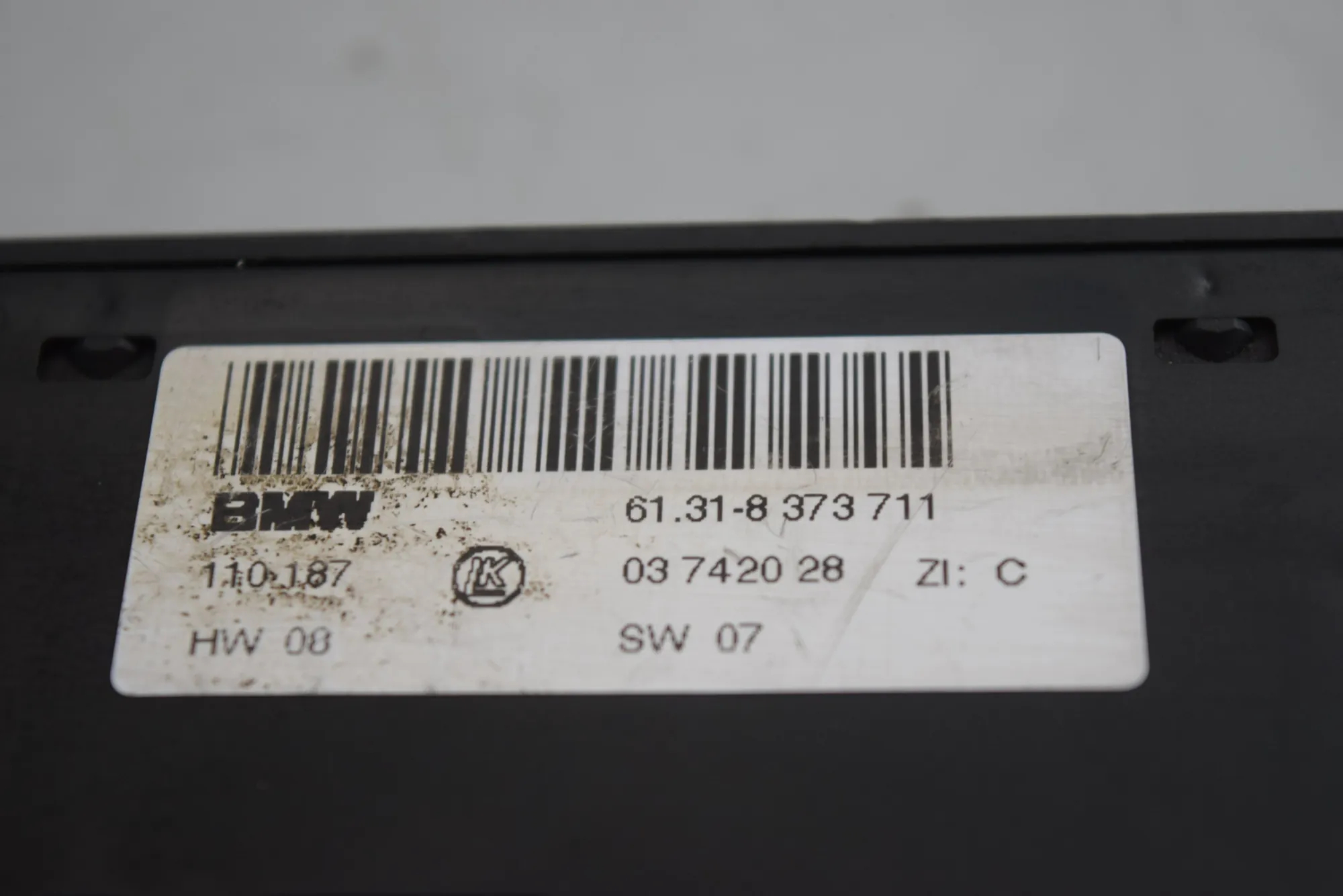 Button Switch Panel – OEM 8373711 · BMW 5 (E39) BMW 5 (E39) 2000 – 4