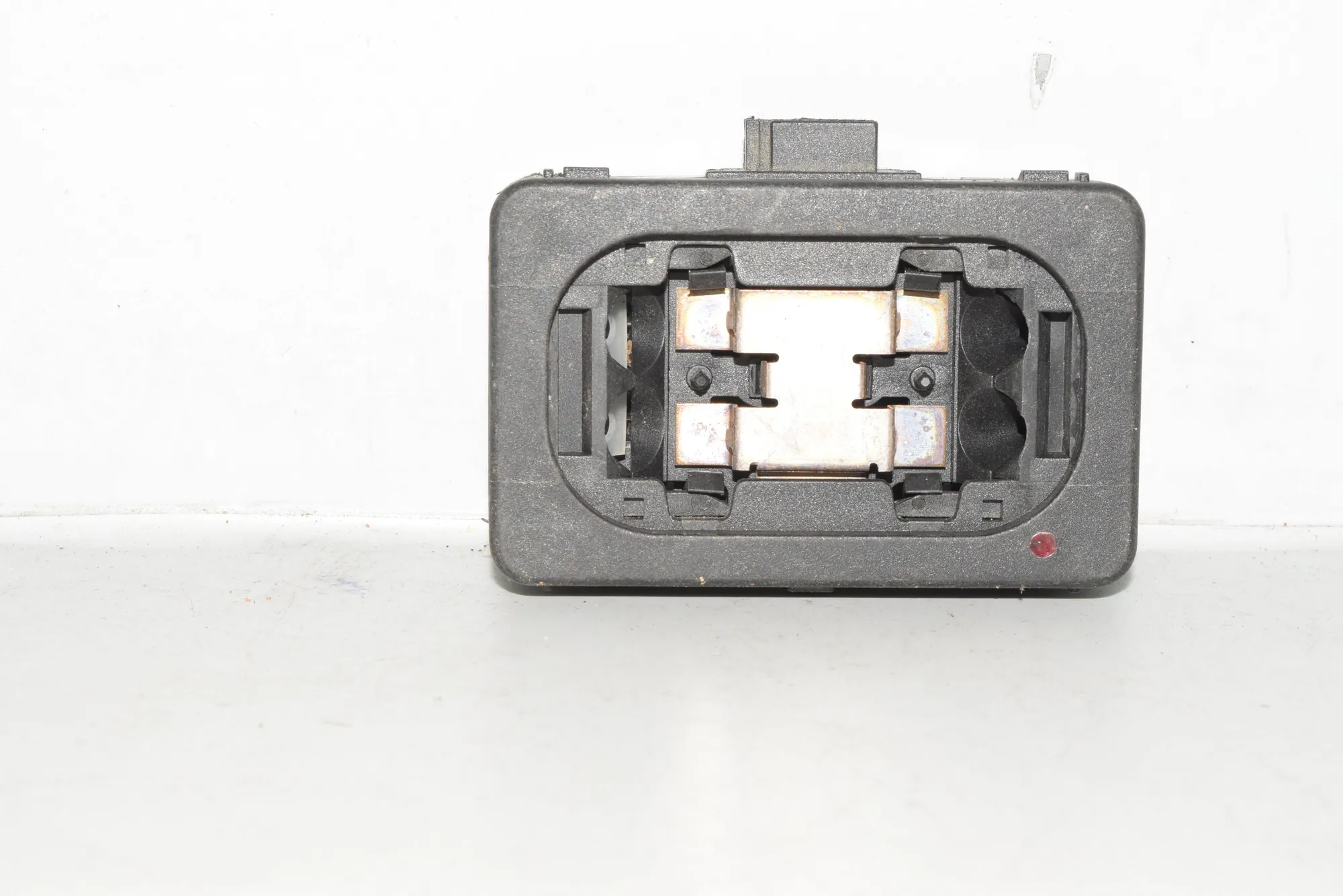 Rain Sensor – OEM 8382468 · BMW 5 (E39) BMW 5 (E39) 2000 – 3