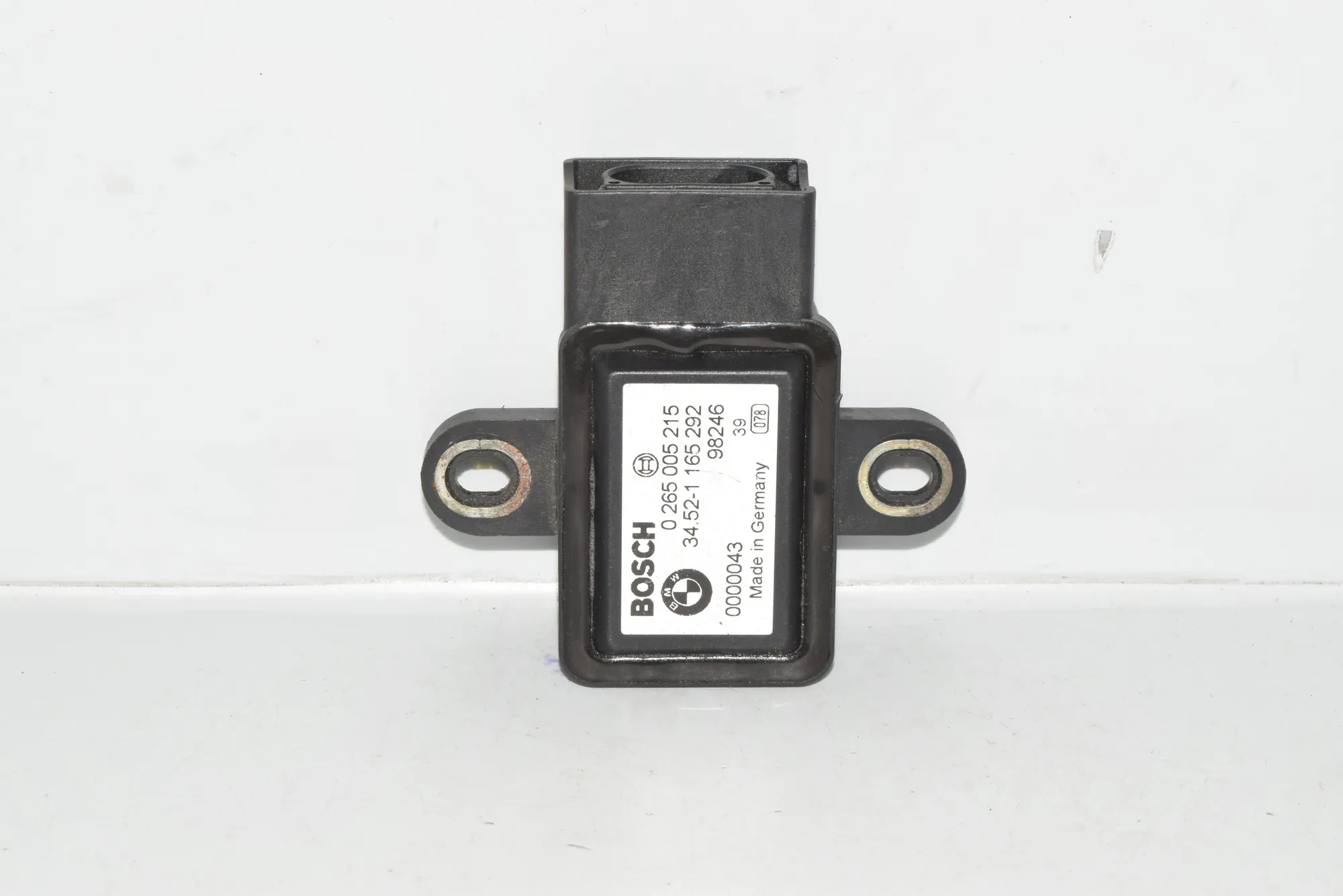 Acceleration Sensor – OEM 1165292 · BMW 5 (E39) BMW 5 (E39) 2000