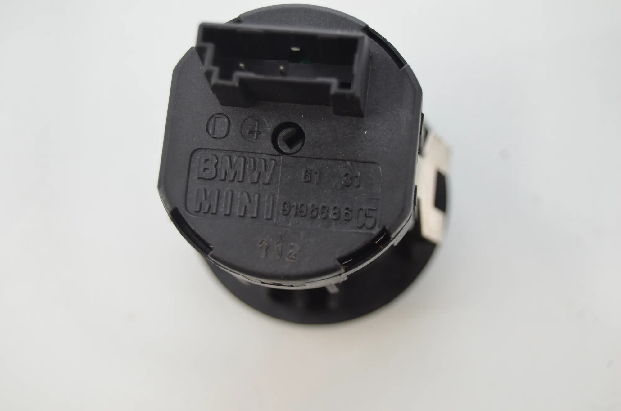Switches – OEM 9225230 · BMW 5 Touring (F11) 530 d 2012 – 7