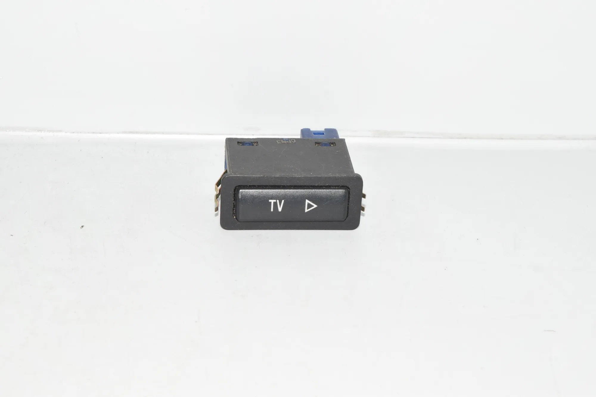Switches – OEM 8368345 · BMW X5 (E53) BMW X5 (E53) 2000