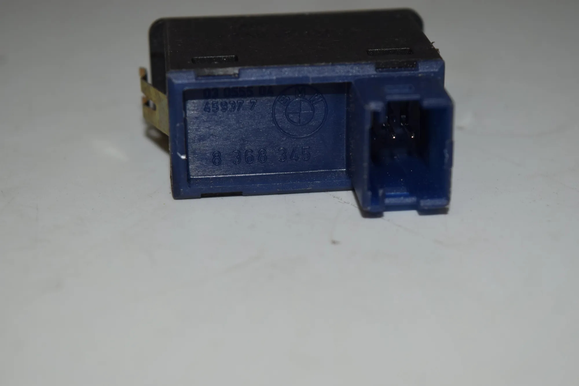 Switches – OEM 8368345 · BMW X5 (E53) BMW X5 (E53) 2000 – 4