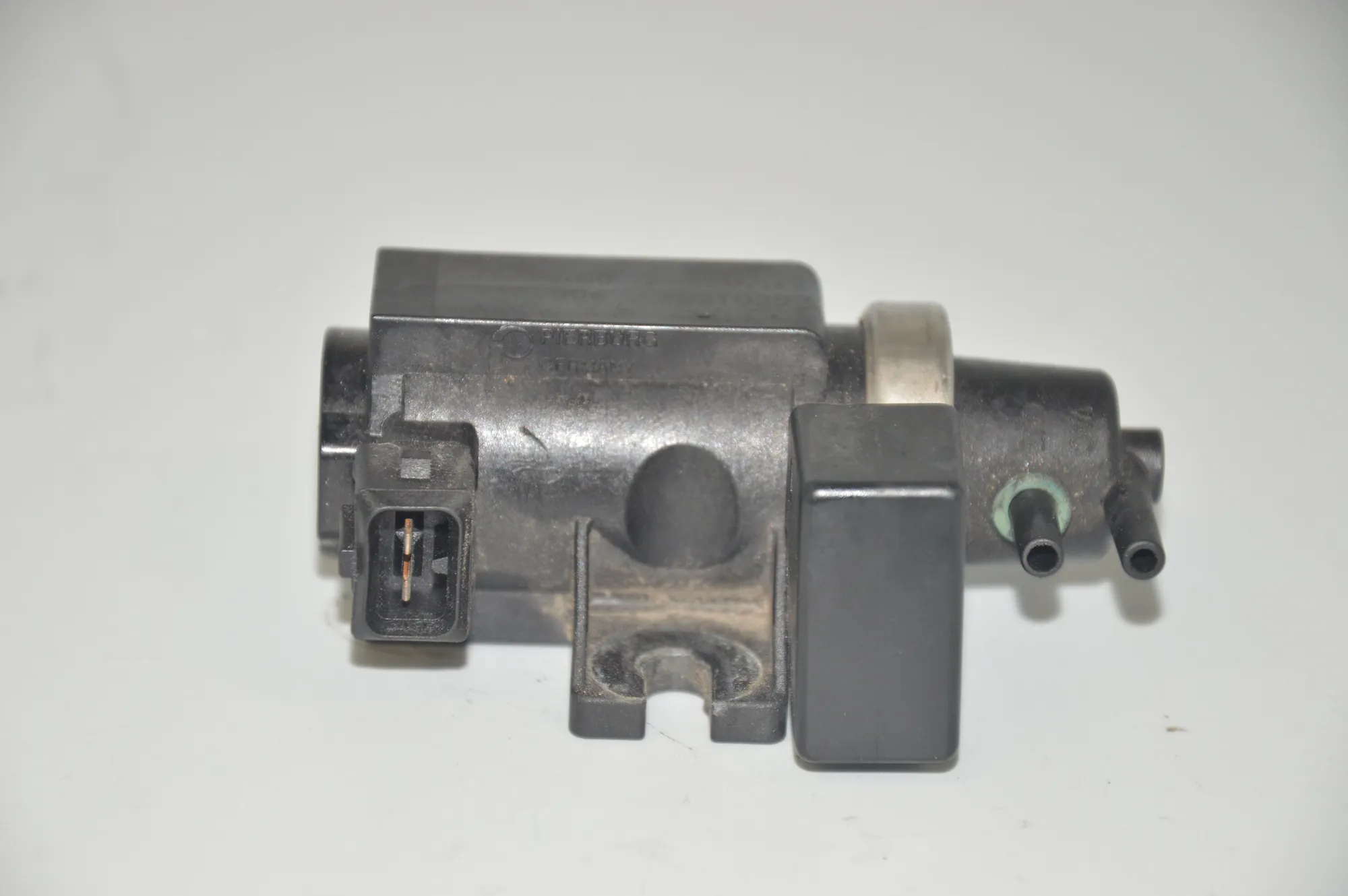 Solenoid Valve – OEM 2247906 · BMW 5 Touring (E39) 530 d 2002