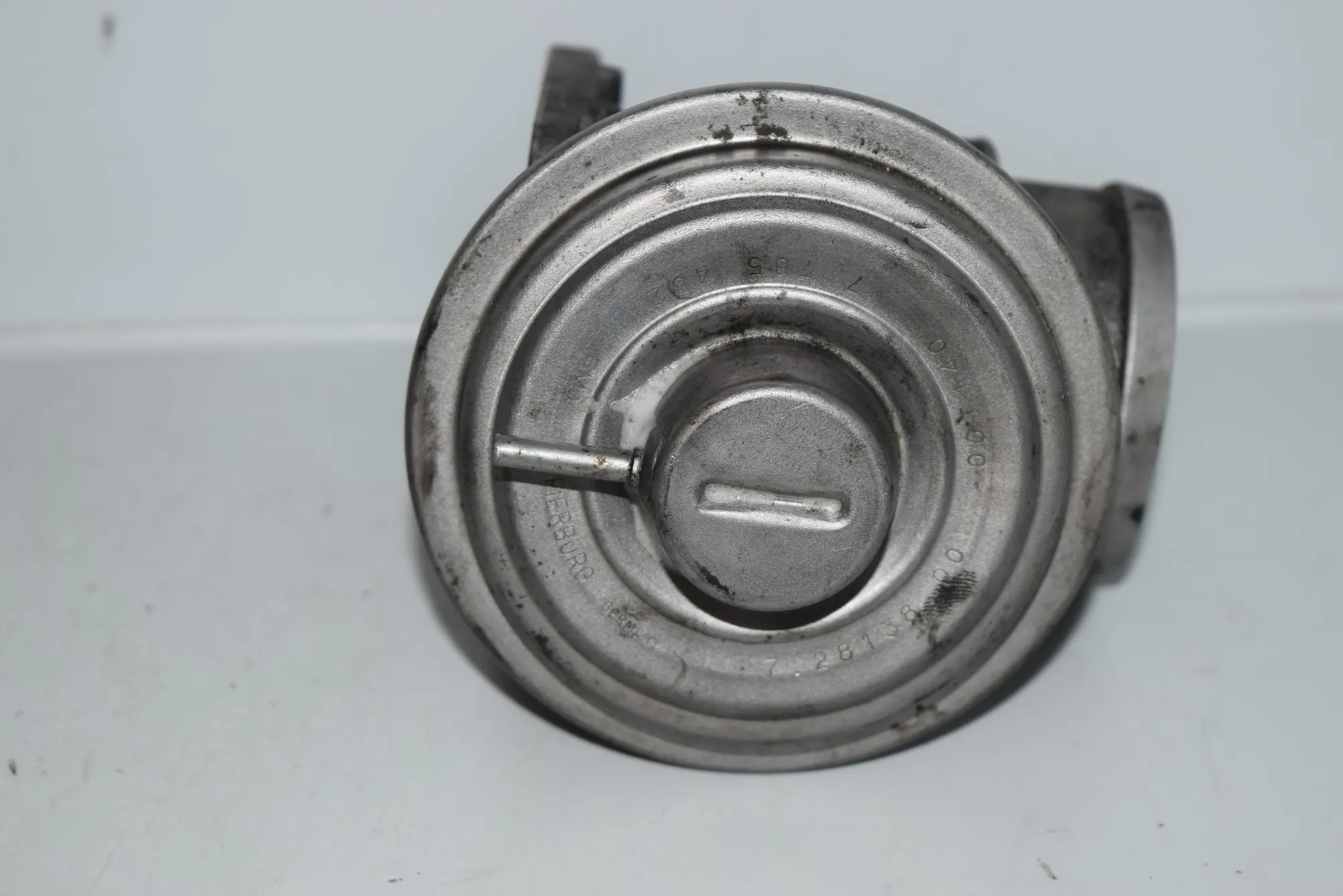 EGR Valve – OEM 7785452 · BMW 5 (E39) BMW 5 (E39) 2000