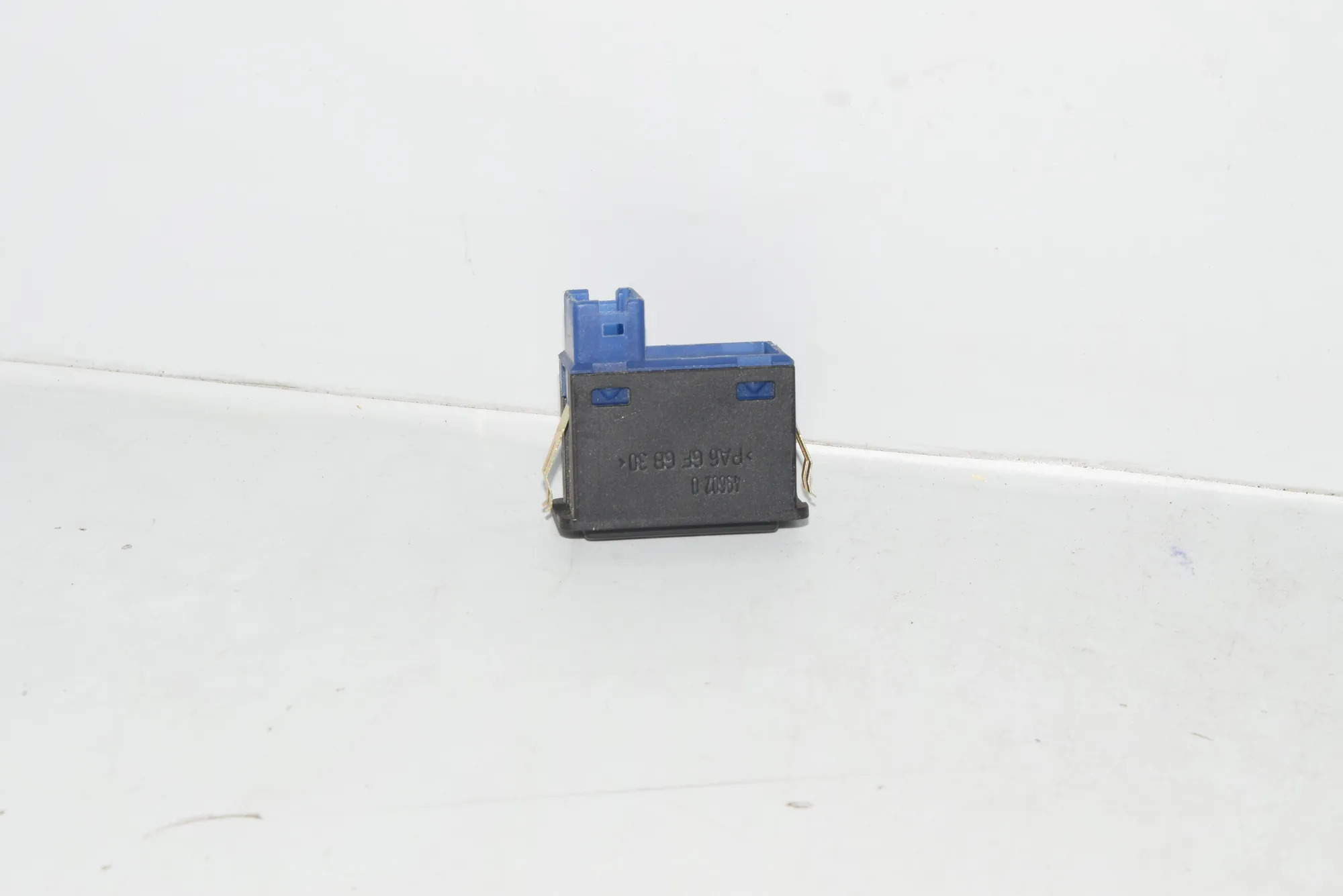Other Control Units – OEM 8368345 · BMW X5 (E53) BMW X5 (E53) 2002 – 3