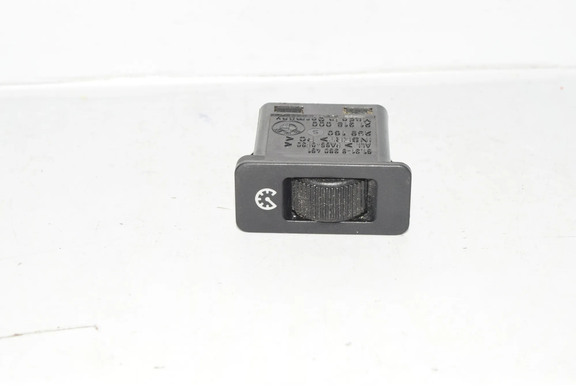 Switches – OEM 8360461 · BMW 5 (E39) BMW 5 (E39) 2000