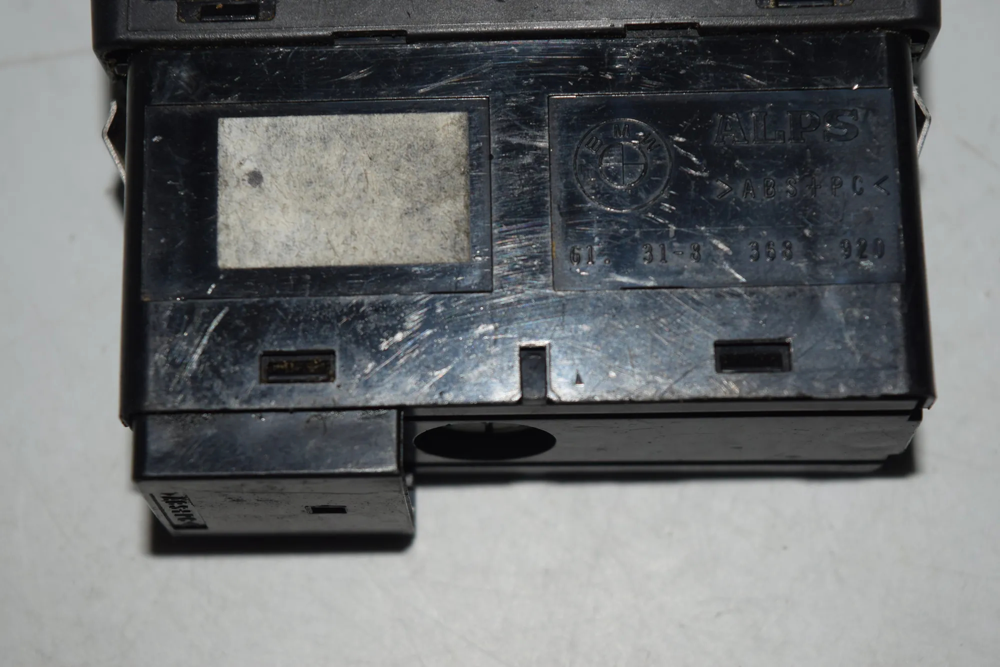 Switches – OEM 8368920 · BMW X5 (E53) BMW X5 (E53) 2002