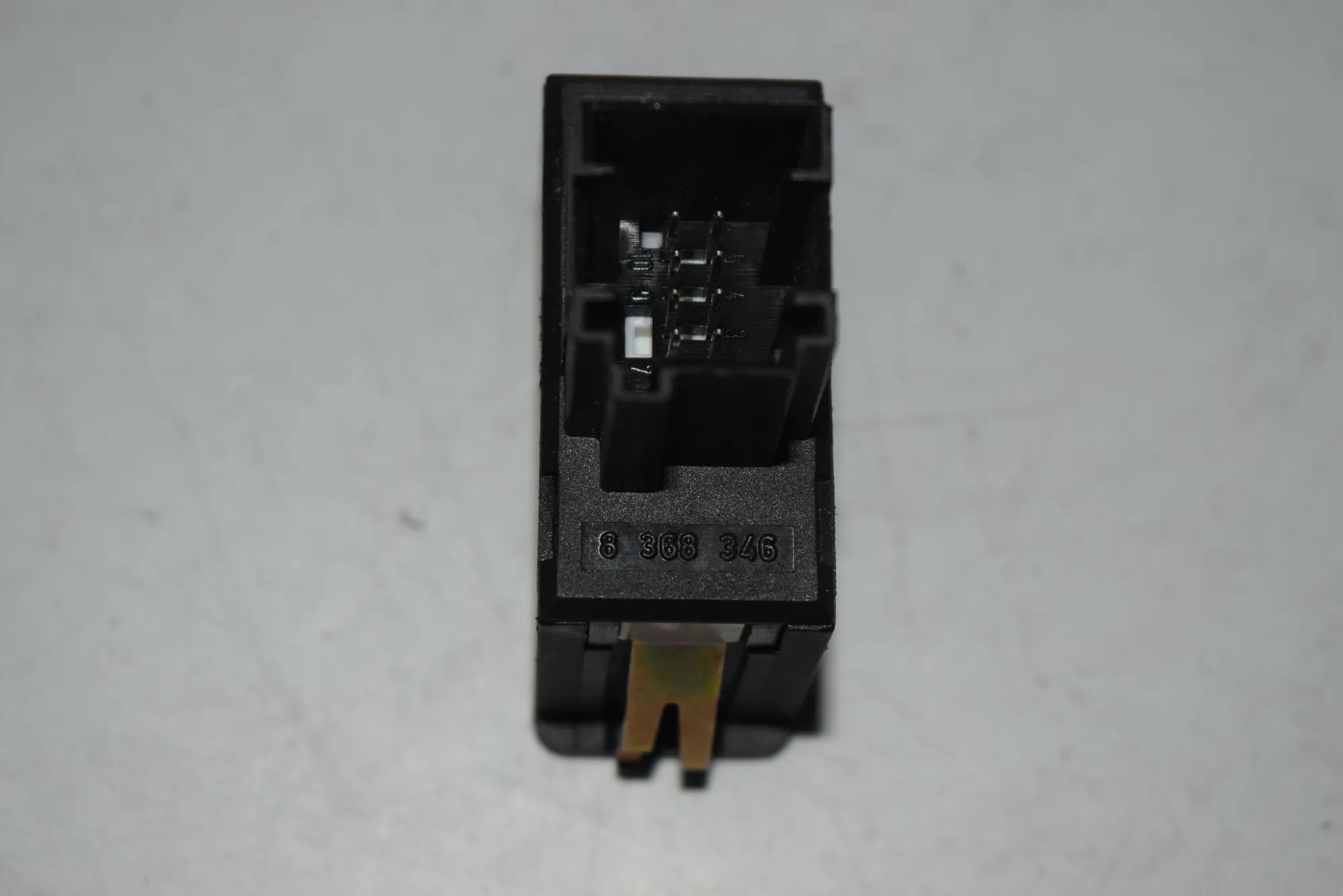 USB/AUX-In Socket Port – OEM 8368346 · BMW X5 (E53) BMW X5 (E53) 2005 – 2