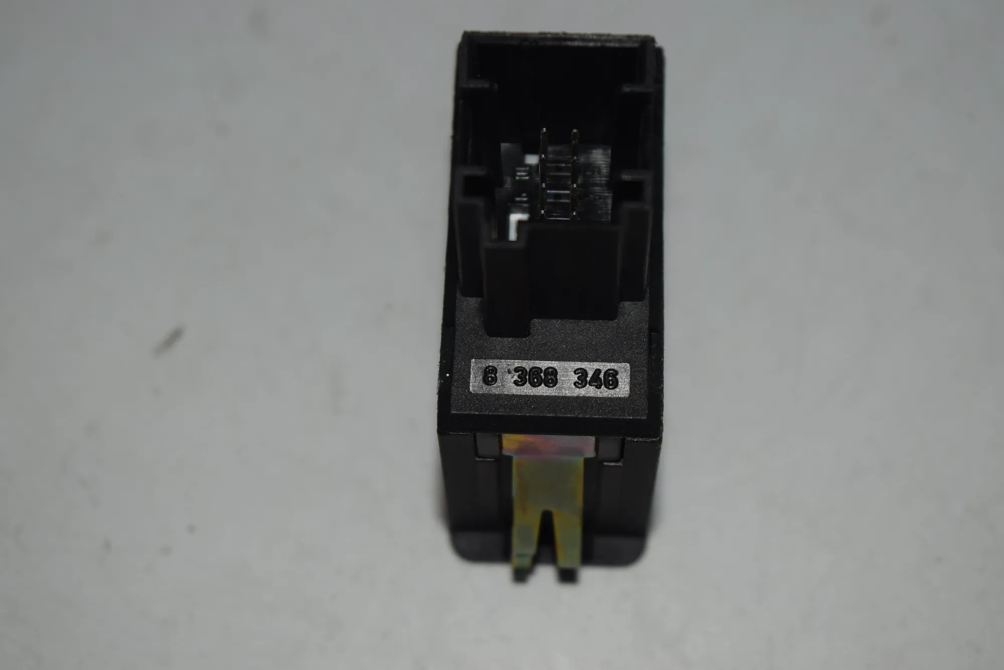 USB/AUX-In Socket Port – OEM 8368346 · BMW X5 (E53) BMW X5 (E53) 2005 – 4