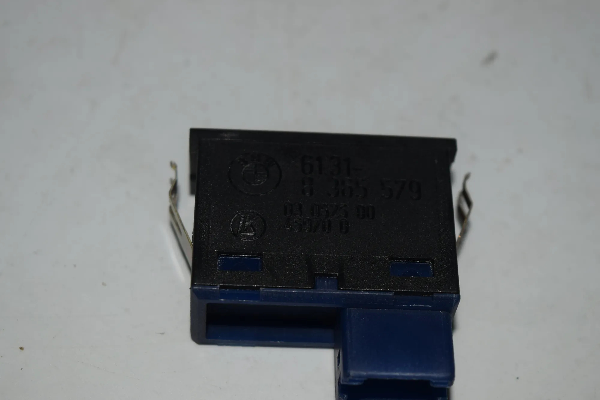 Switches – OEM 8365579 · BMW 5 (E39) BMW 5 (E39) 2000 – 3