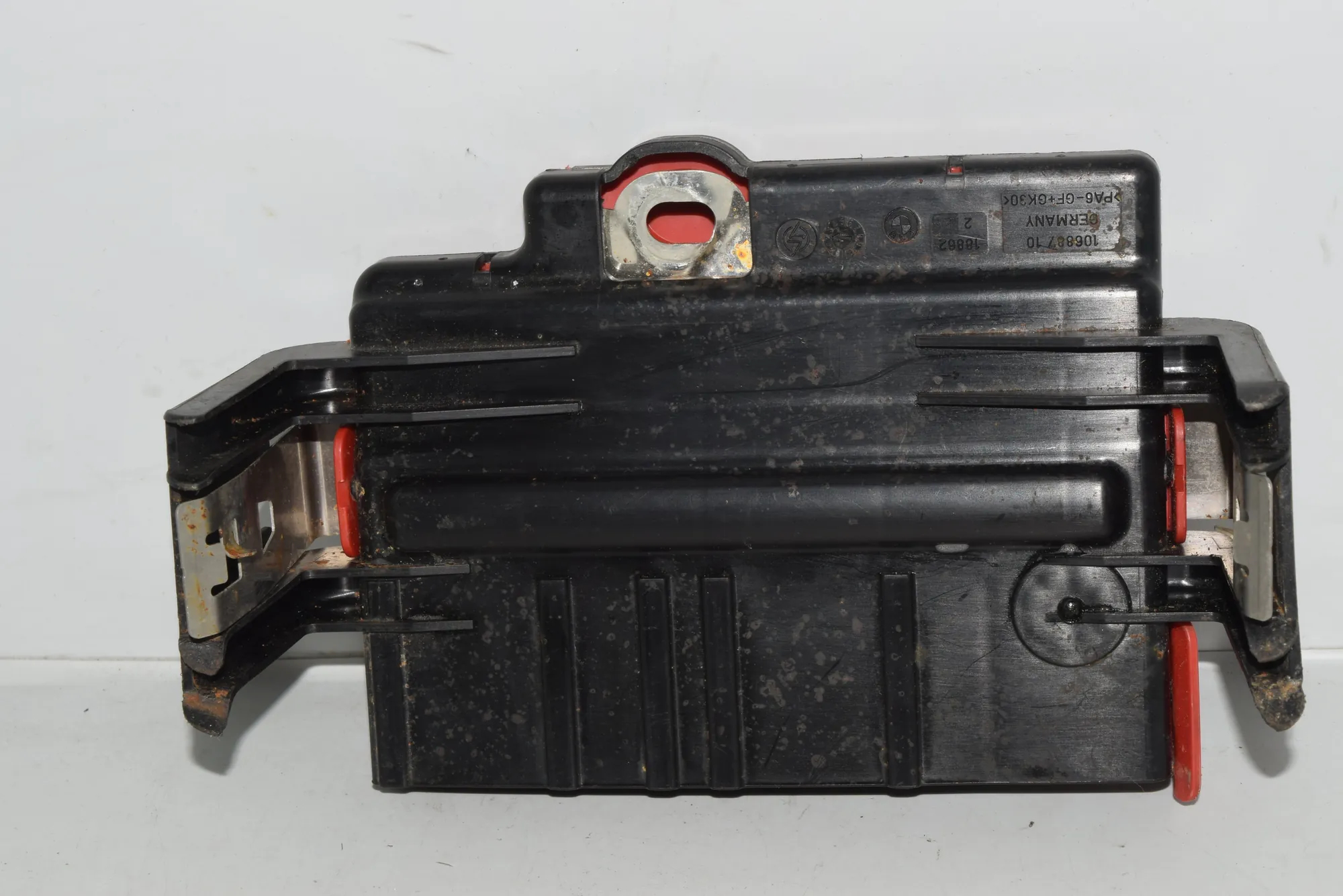 Positive Battery Cable – OEM 9201987 · BMW 5 (F10) BMW 5 (F10) 2010