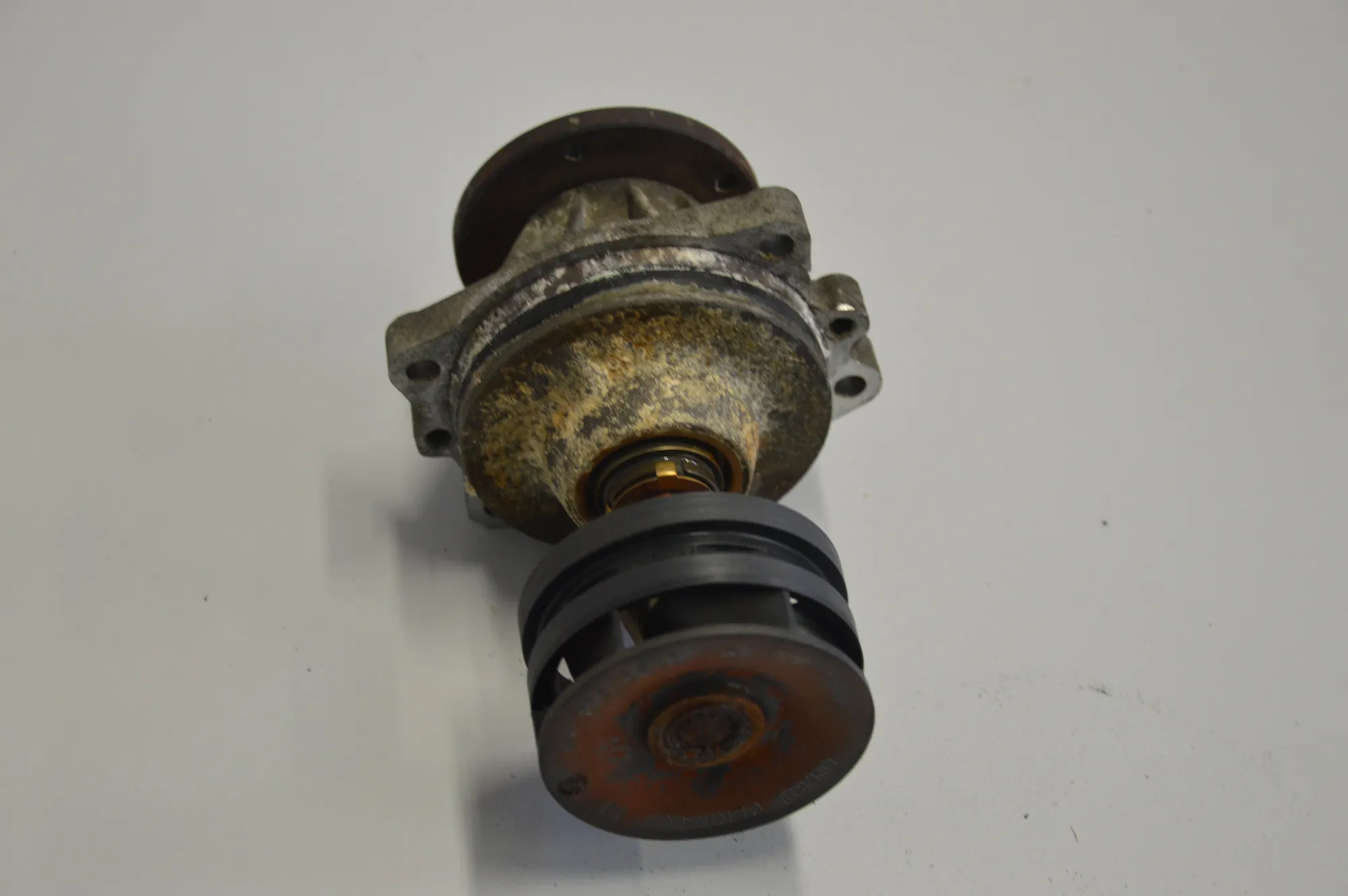 Water Pump – OEM 11517838201 · BMW 6 (E63) BMW 6 (E63) M 2005 – 2
