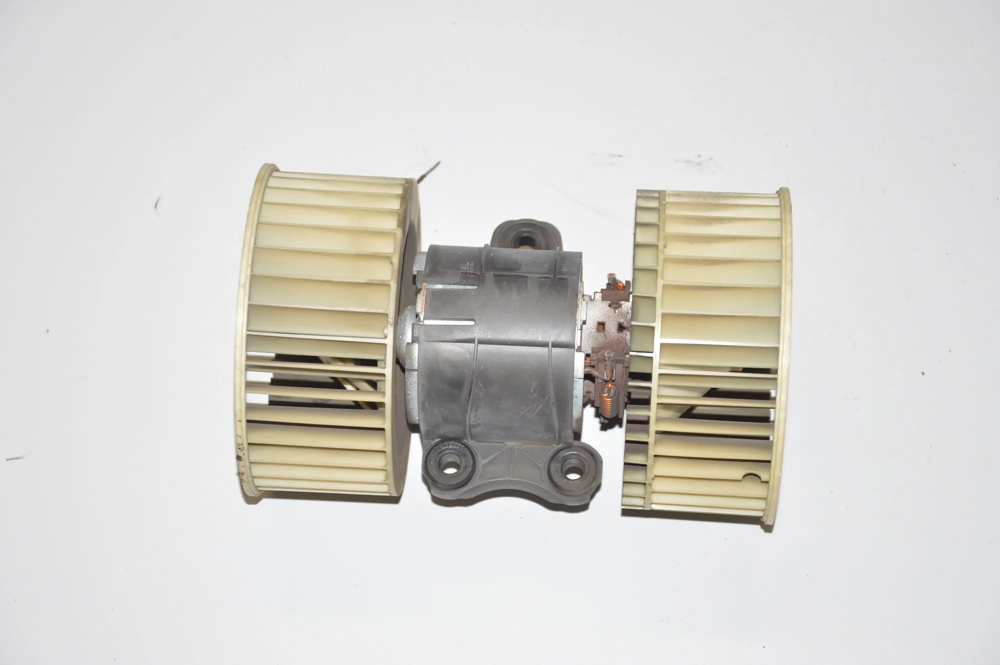 Heater Blower Fan – OEM 8385558 · BMW 5 Touring (E39) 530 d 2000