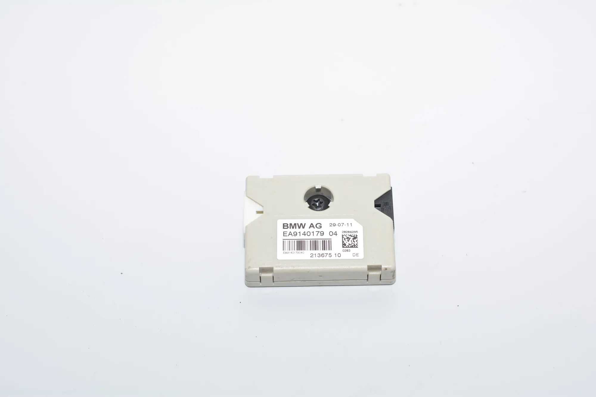 Antenna – OEM 9140179 · BMW 7 (F01, F02) BMW 7 (F01, F02) 2011