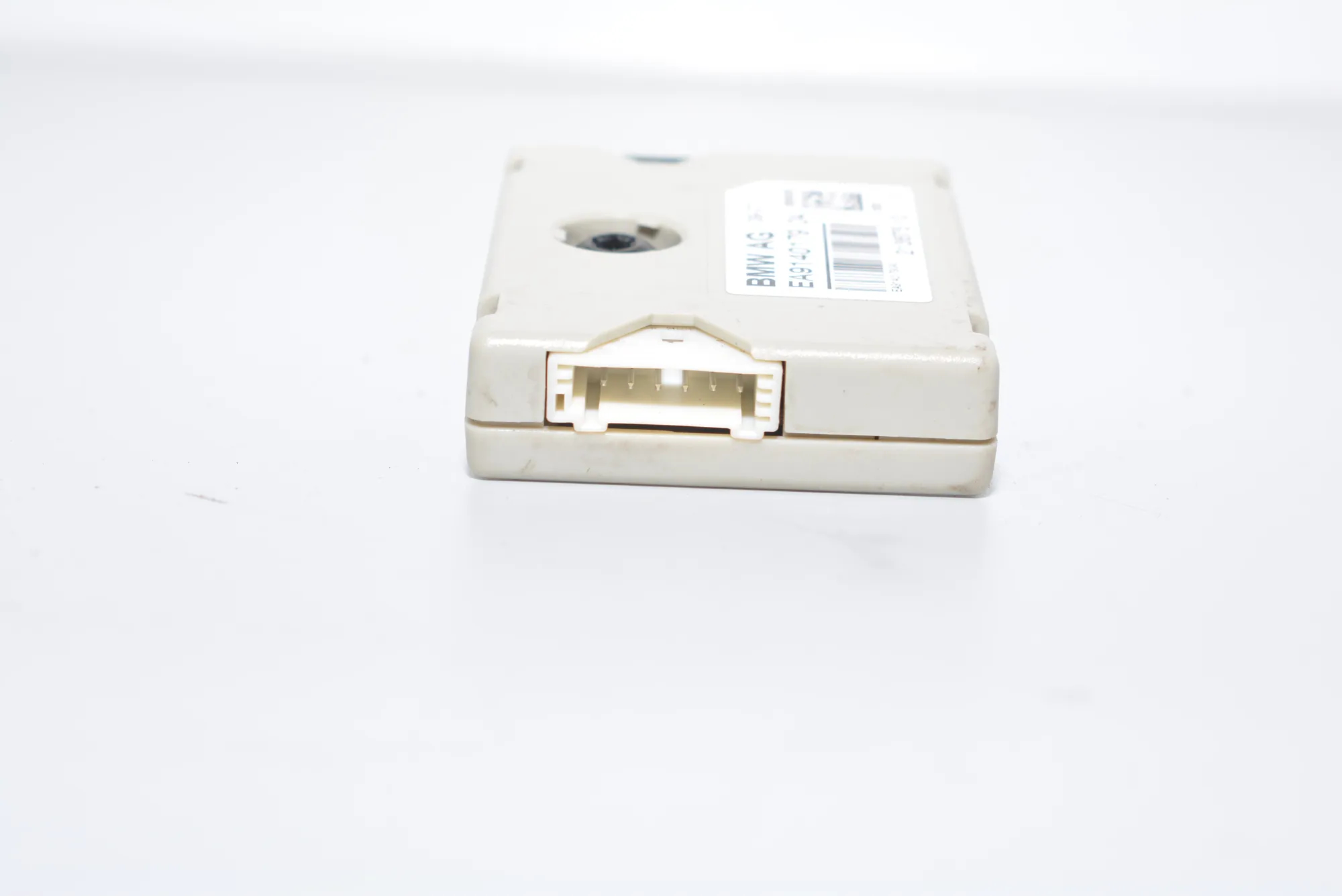 Antenna – OEM 9140179 · BMW 7 (F01, F02) BMW 7 (F01, F02) 2011 – 2