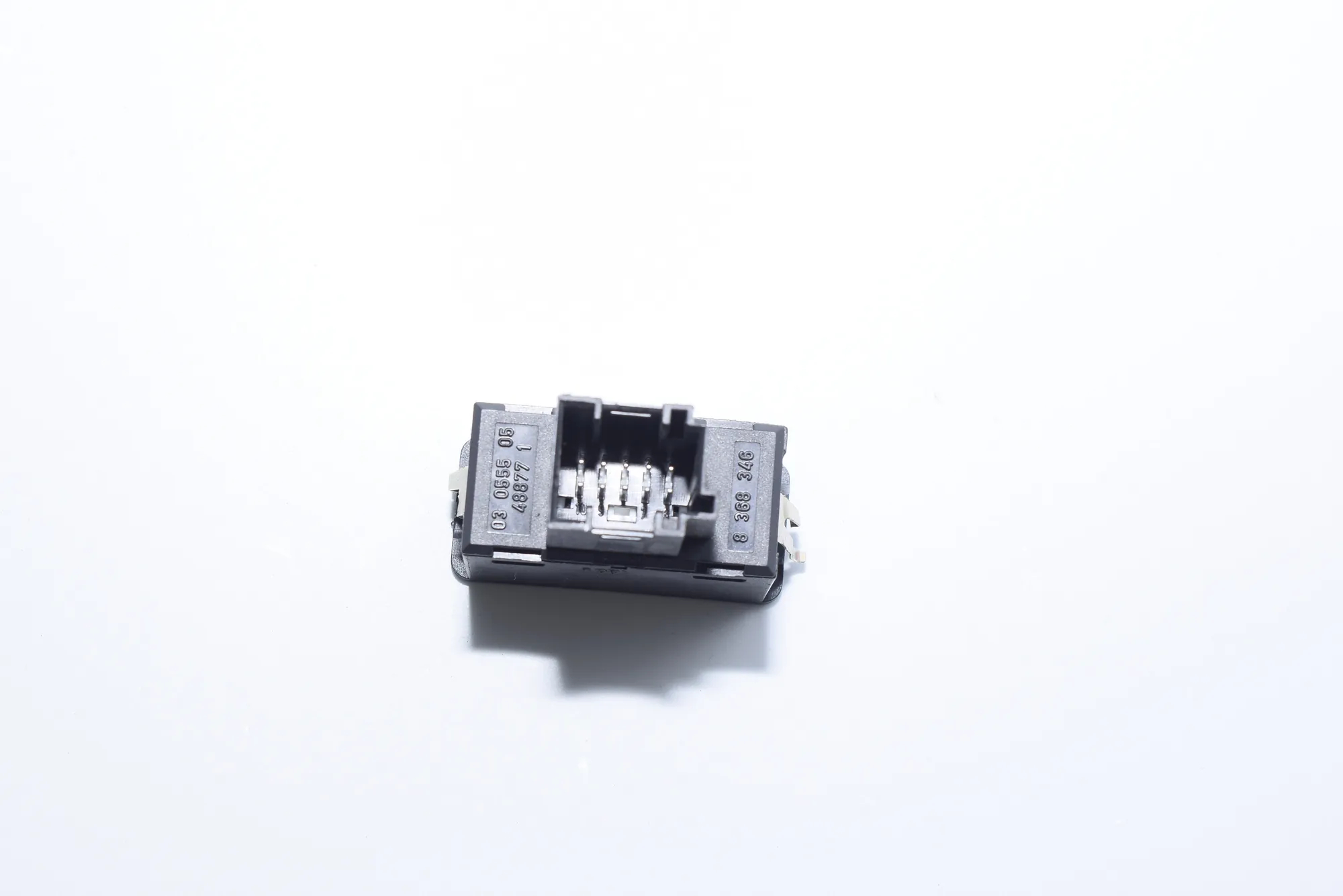 USB/AUX-In Socket Port – OEM 8368346 · BMW X5 (E53) 4.6 is 2002 – 4