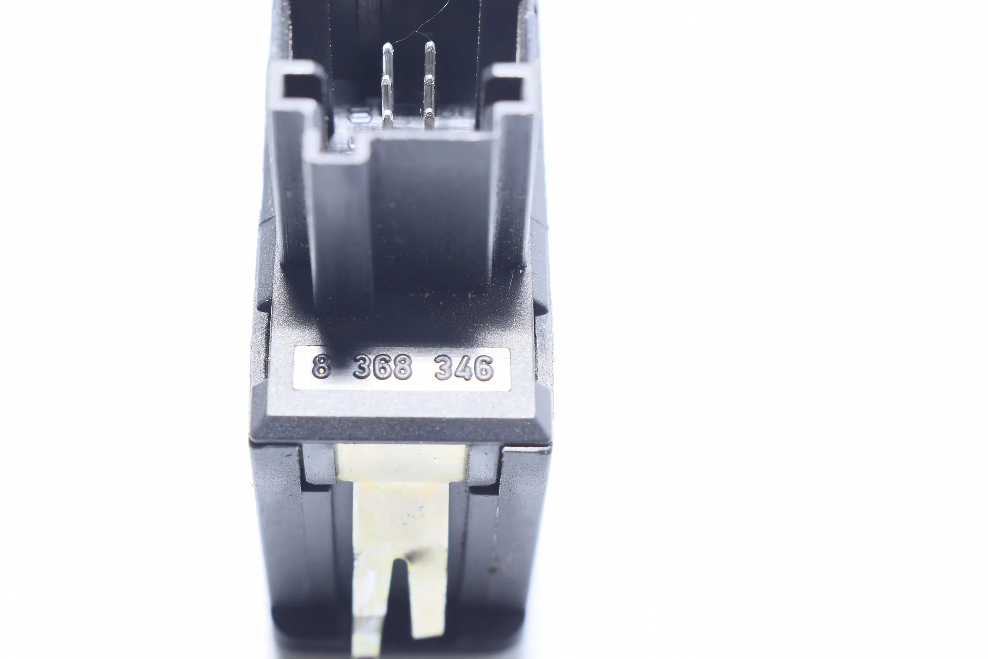 USB/AUX-In Socket Port – OEM 8368346 · BMW X5 (E53) 4.6 is 2002 – 5