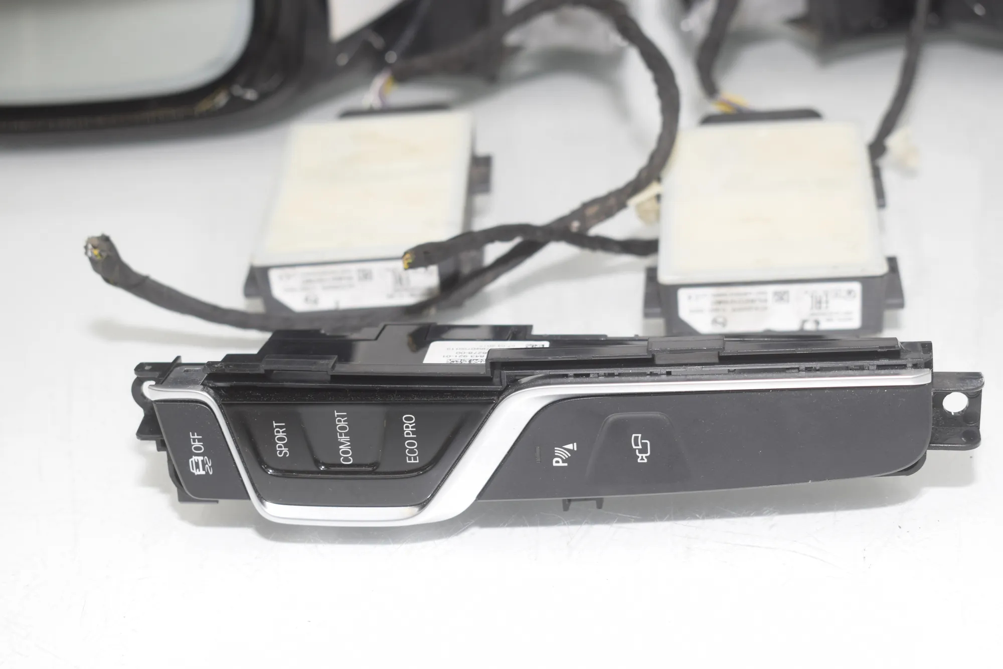 Wing Mirror Kit – OEM 6843921 · BMW 5 (G30) (2016 - -) 540 i 2017 – 4