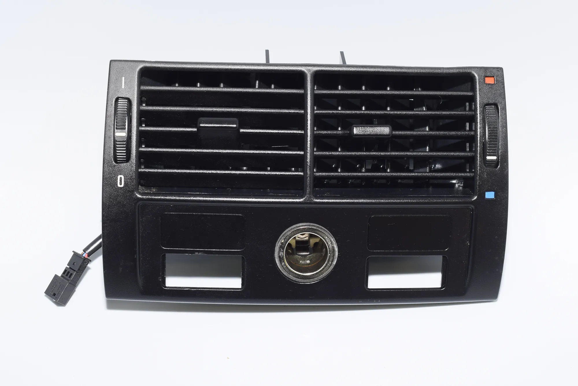 Dashboard Air Vents – OEM 8409081 · BMW X5 (E53) 4.6 is 2002