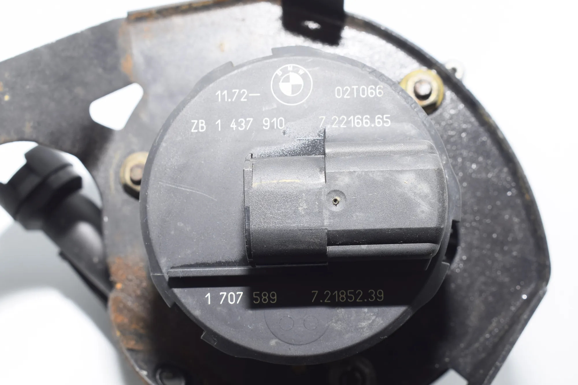 Other Control Units – OEM 1437910 · BMW X5 (E53) 4.6 is 2002 – 5