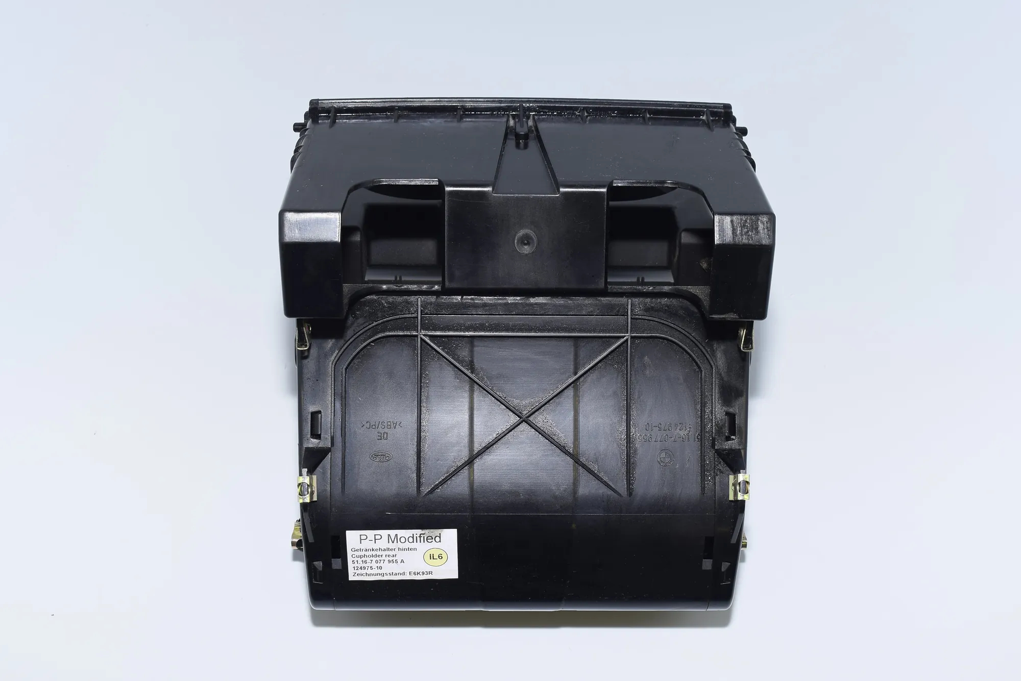 Cup Holder – OEM 7077955 · BMW X5 (E53) 4.6 is 2002 – 2