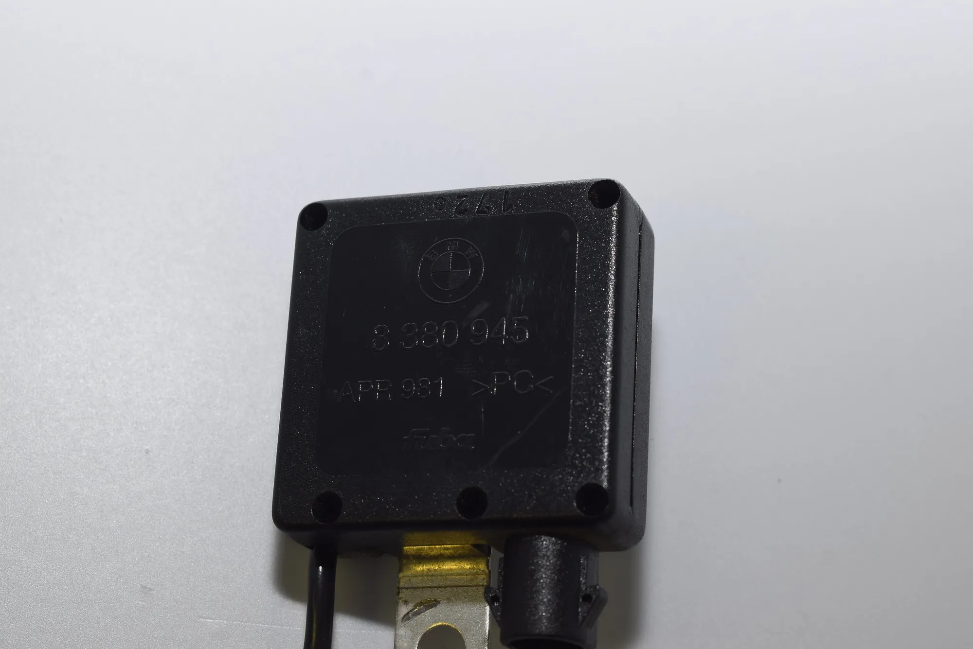 Antenna Amplifier – OEM 8380945 · BMW X5 (E53) 4.6 is 2002 – 4