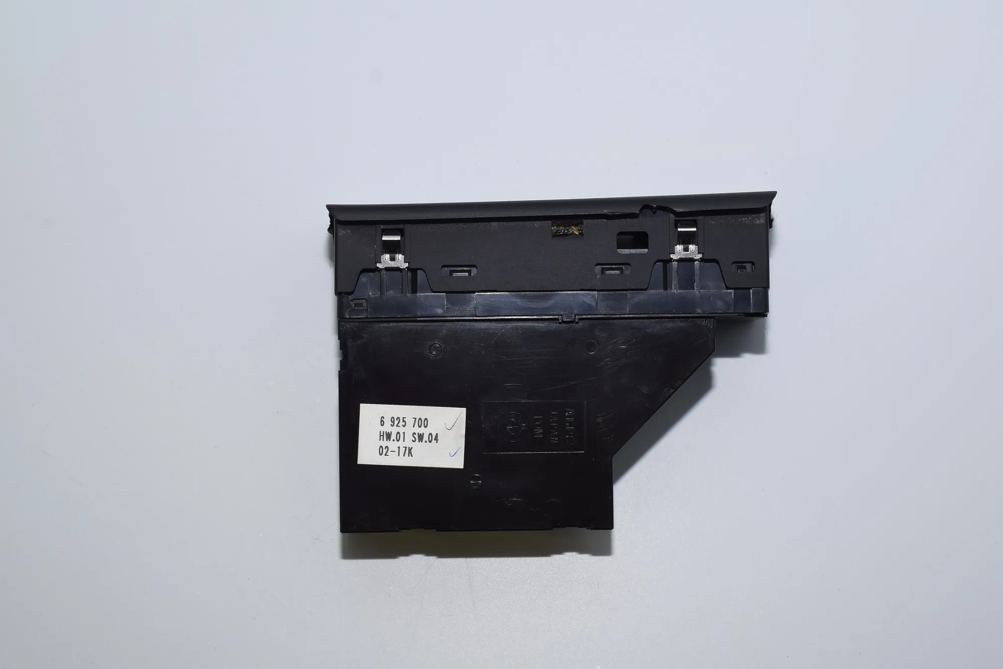 Front Left Door Window Switch – OEM 6925700 · BMW X5 (E53) 4.6 is 2002 – 5