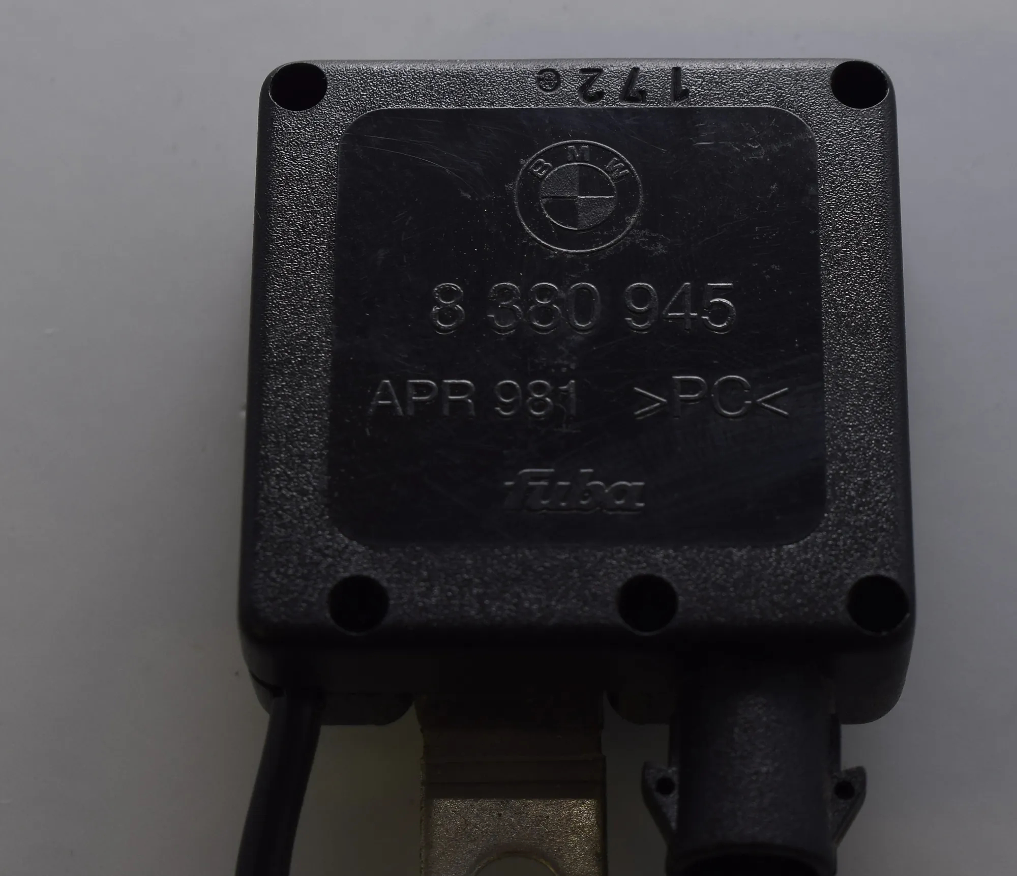 Antenna Amplifier – OEM 8380945 · BMW X5 (E53) 4.6 is 2002 – 6