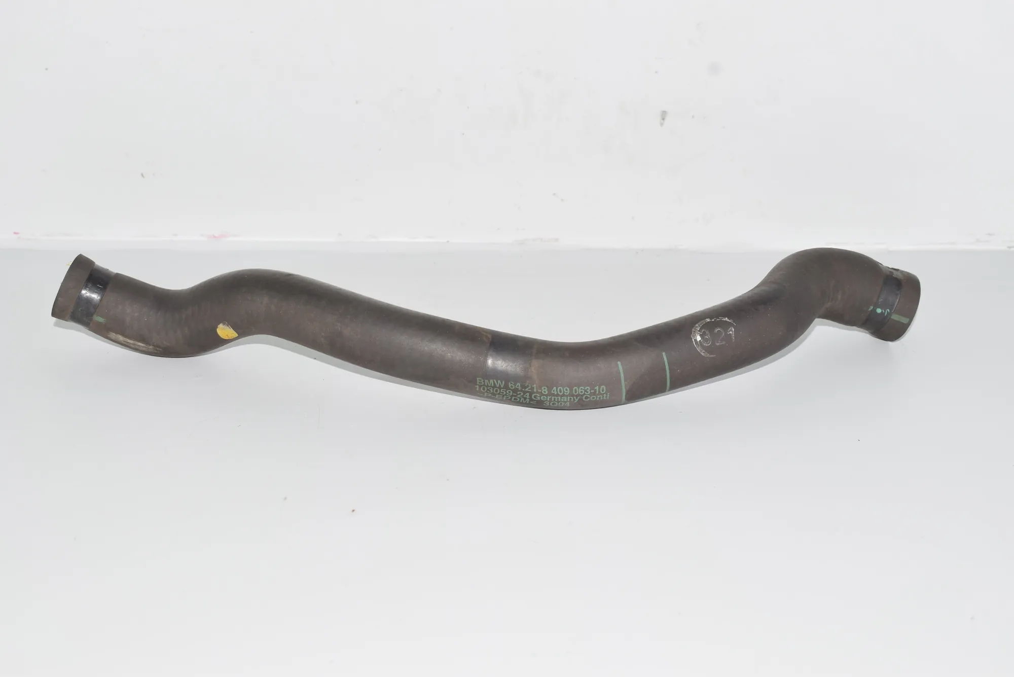 Pipe Hose – OEM 8409063 · BMW X5 (E53) 4.8 is 2004