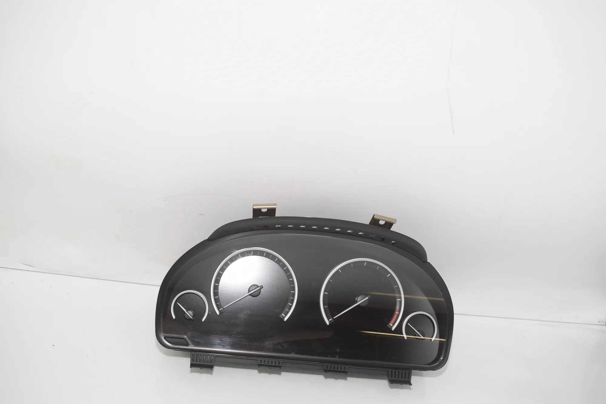 Instrument Cluster Speedometer – OEM 9285177 · BMW 5 Touring (F11) 530 d 2012