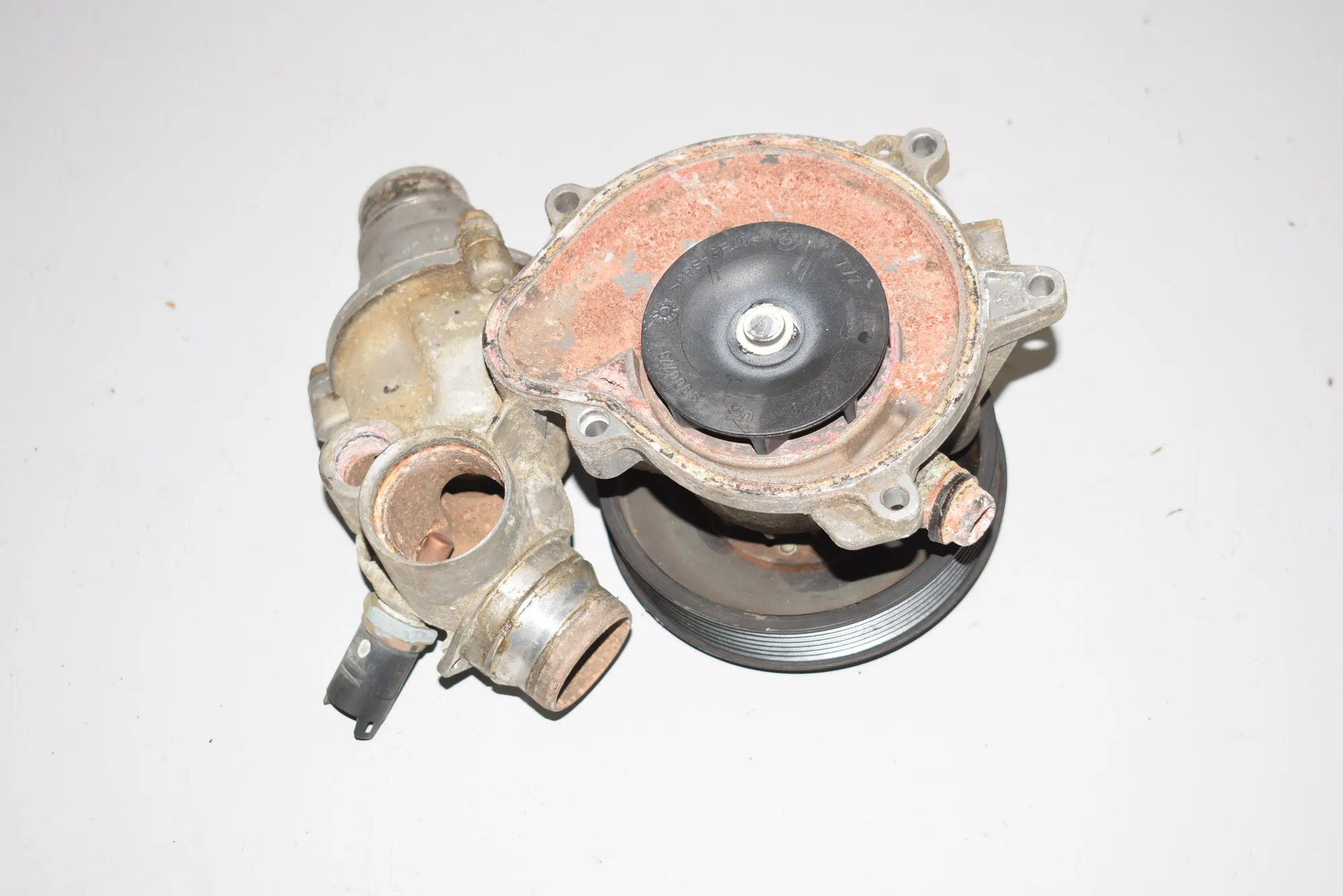 Water Pump – OEM 7504077 · BMW X5 (E53) 4.8 is 2004 – 3