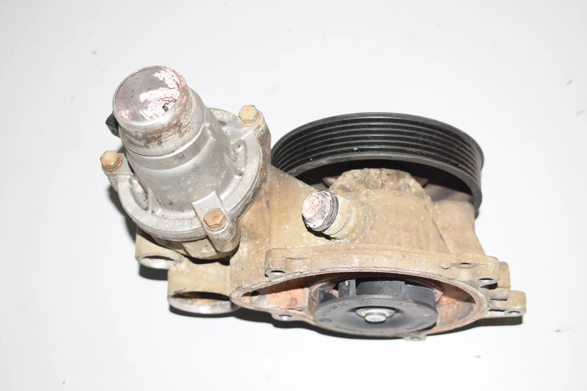 Water Pump – OEM 7504077 · BMW X5 (E53) 4.8 is 2004 – 2
