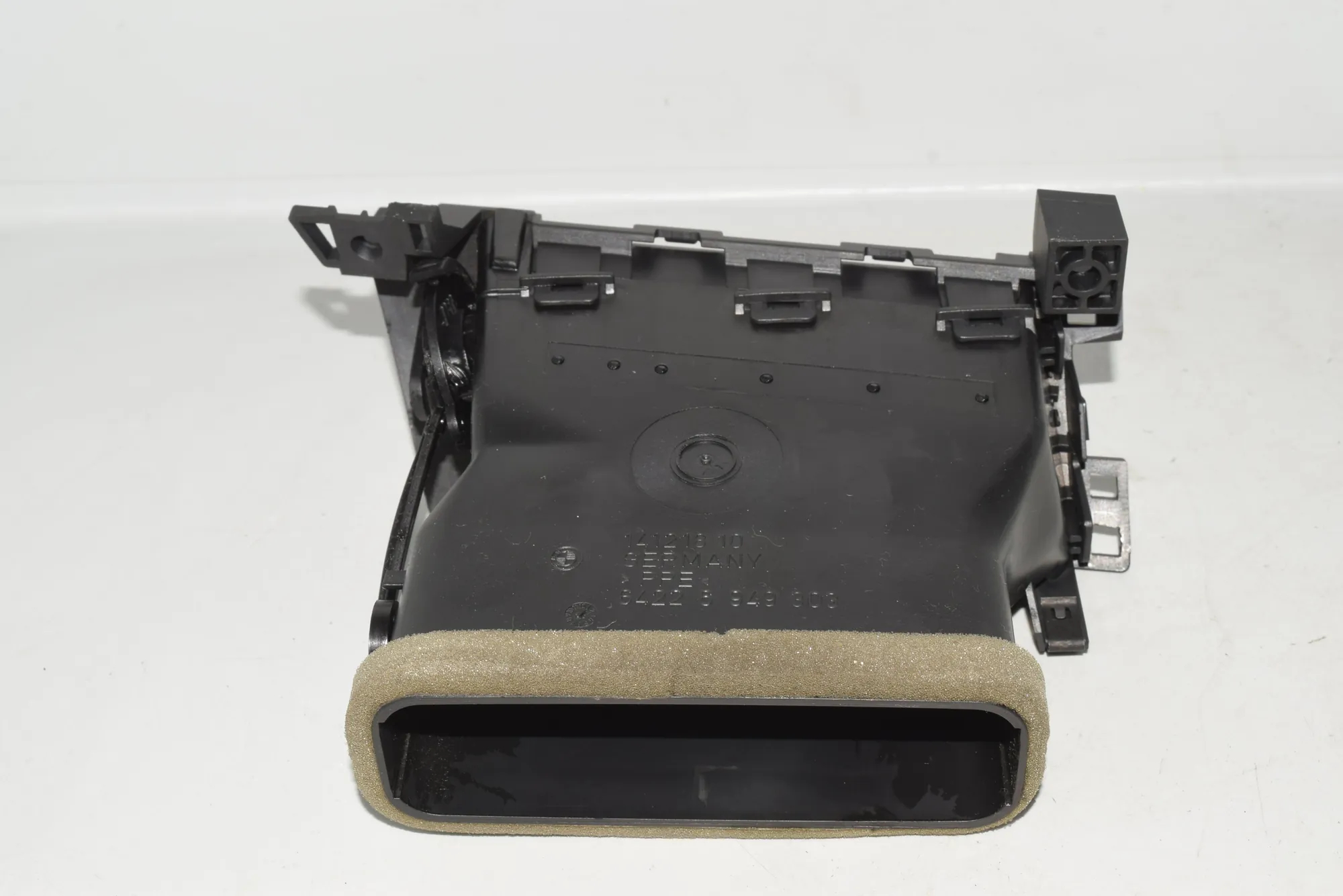 Dashboard Air Vents – OEM 6949303 · BMW 5 (E60) 520 d 2007 – 5