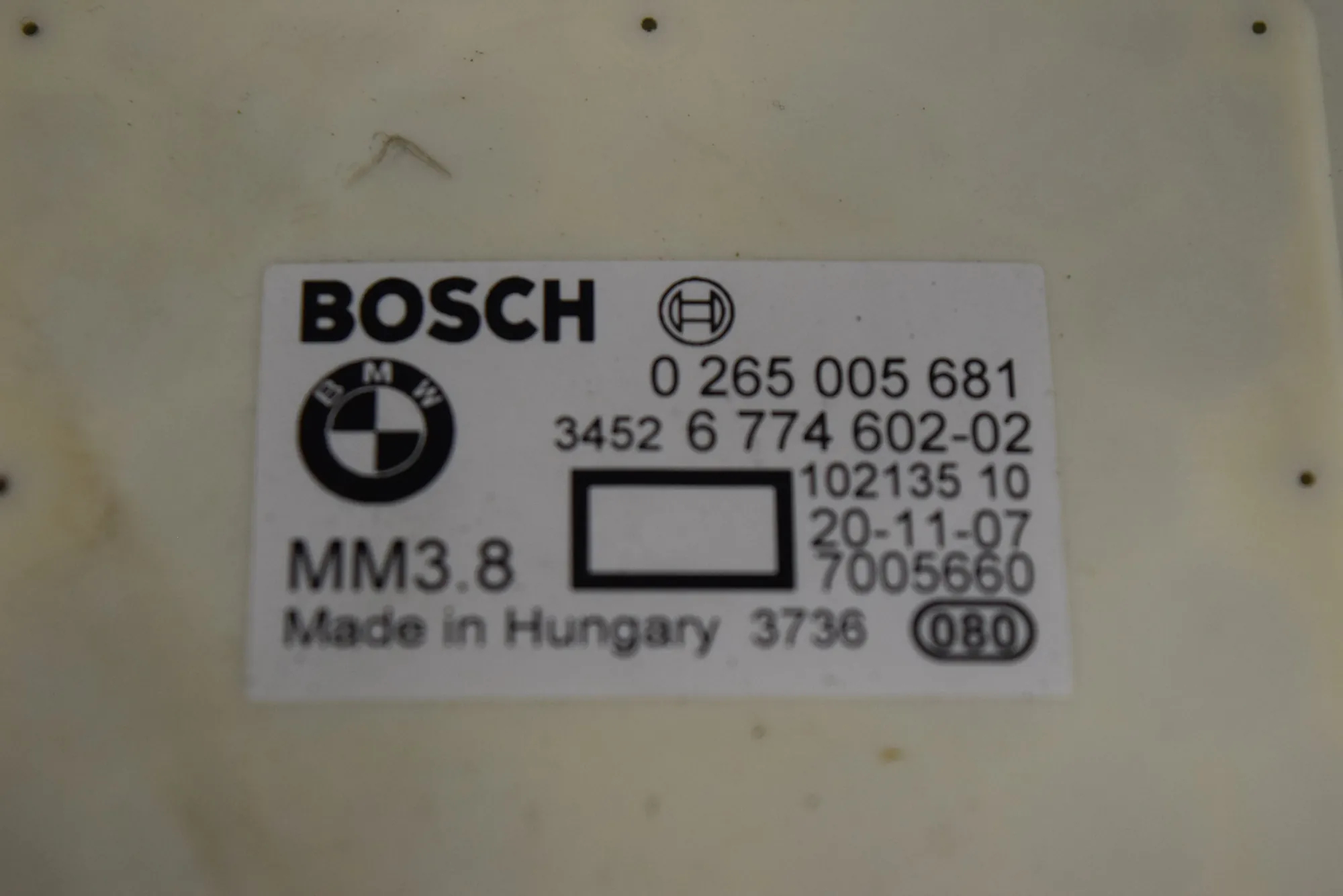 Acceleration Sensor – OEM 0265005681 · BMW 5 (E60) 520 d 2007 – 6