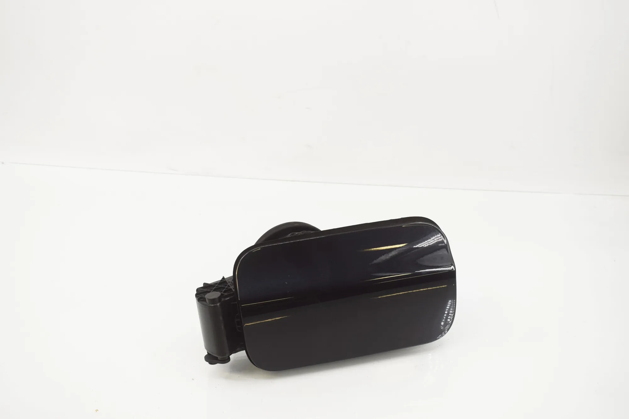 Fuel Tank Flap Cap – OEM 7217767 · BMW 5 Touring (F11) 530 d 2012