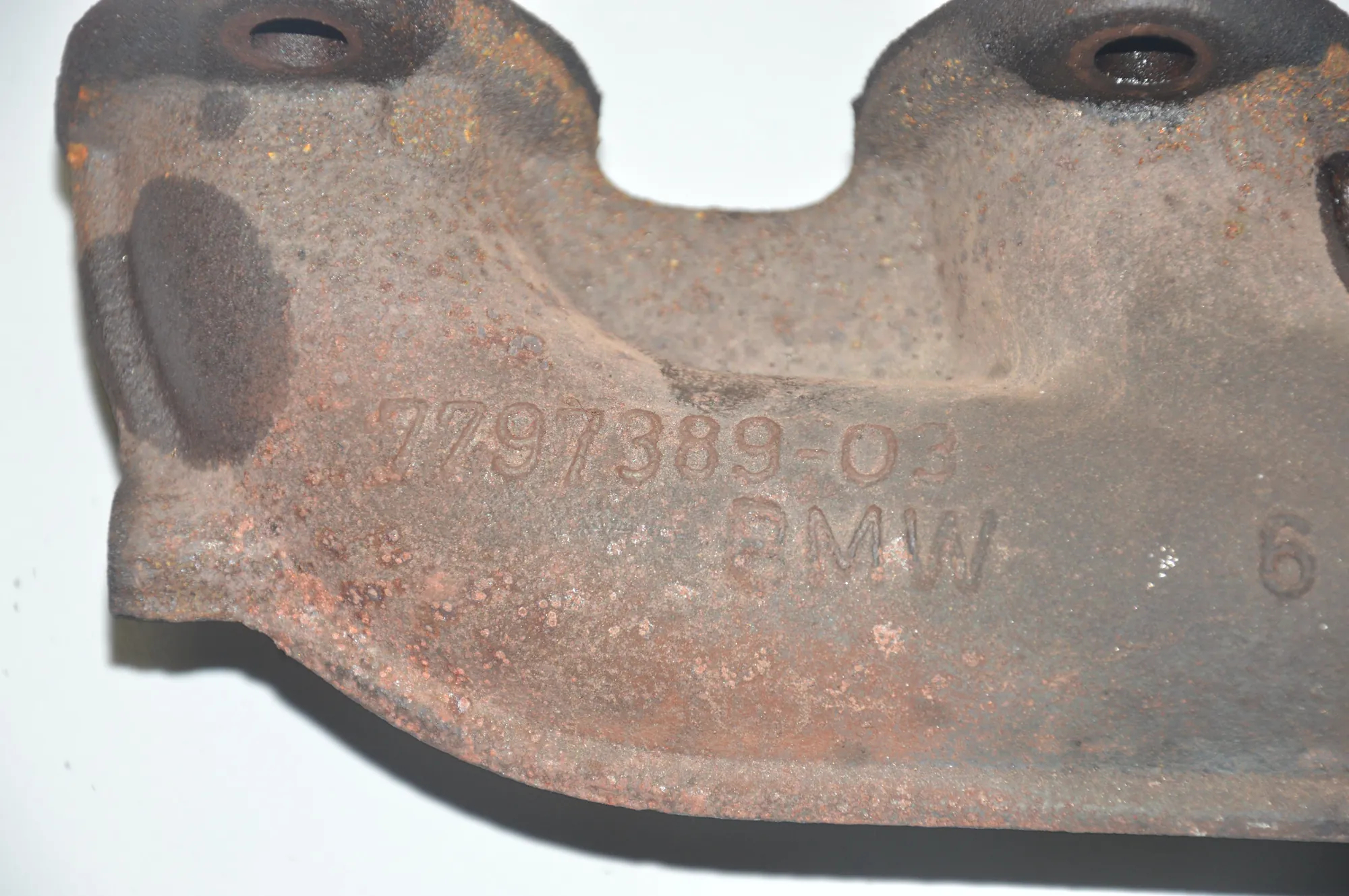 Exhaust Manifold – OEM 7797389 · BMW 5 (E60) 520 d 2007 – 4