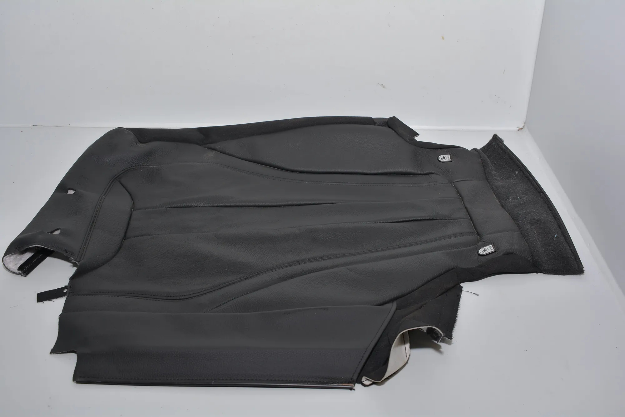 Rear Seat – OEM 1742317 · BMW X5 (F15, F85) BMW X5 (F15, F85) 2014