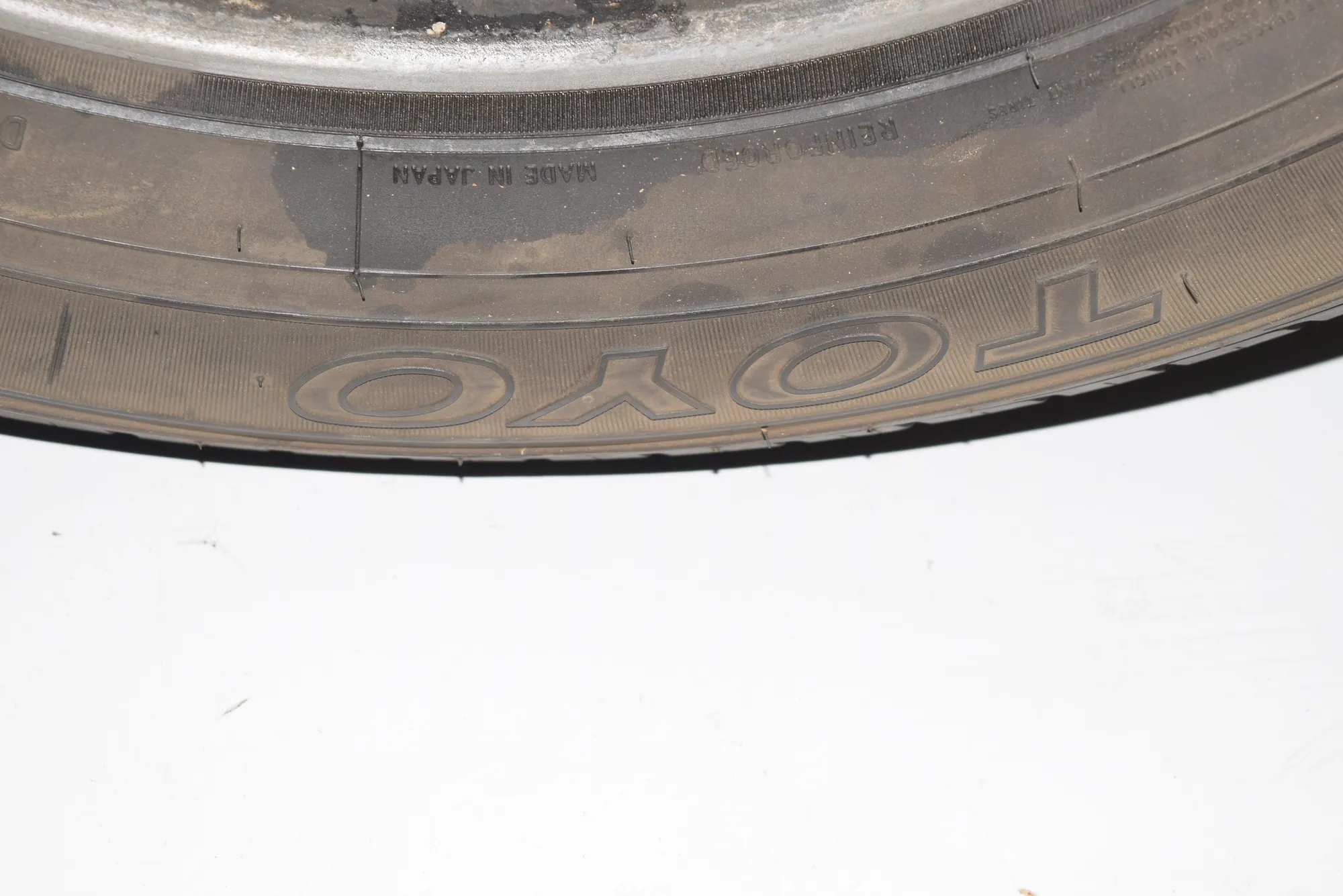 Tire – OEM NA · BMW X3 (E83) BMW X3 (E83) 2010 – 6