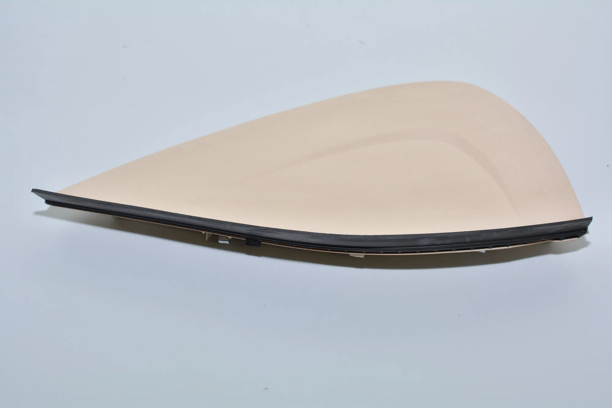 Other Interior Parts – OEM 9381378 · BMW 7 (G11, G12) BMW 7 (G11, G12) 2015