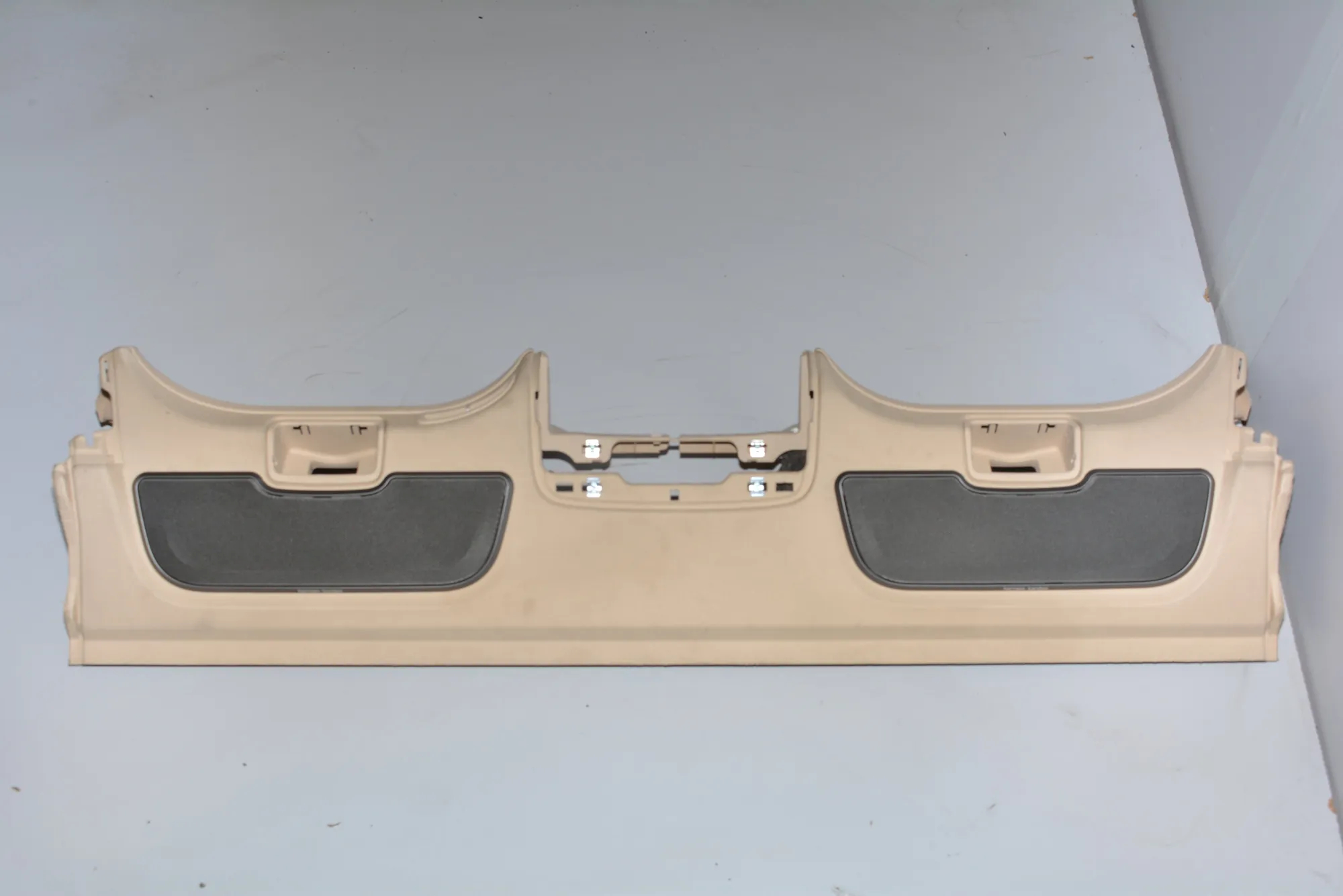 Rear Parcel Shelf – OEM 7382032 · BMW 7 (G11, G12) BMW 7 (G11, G12) 2015