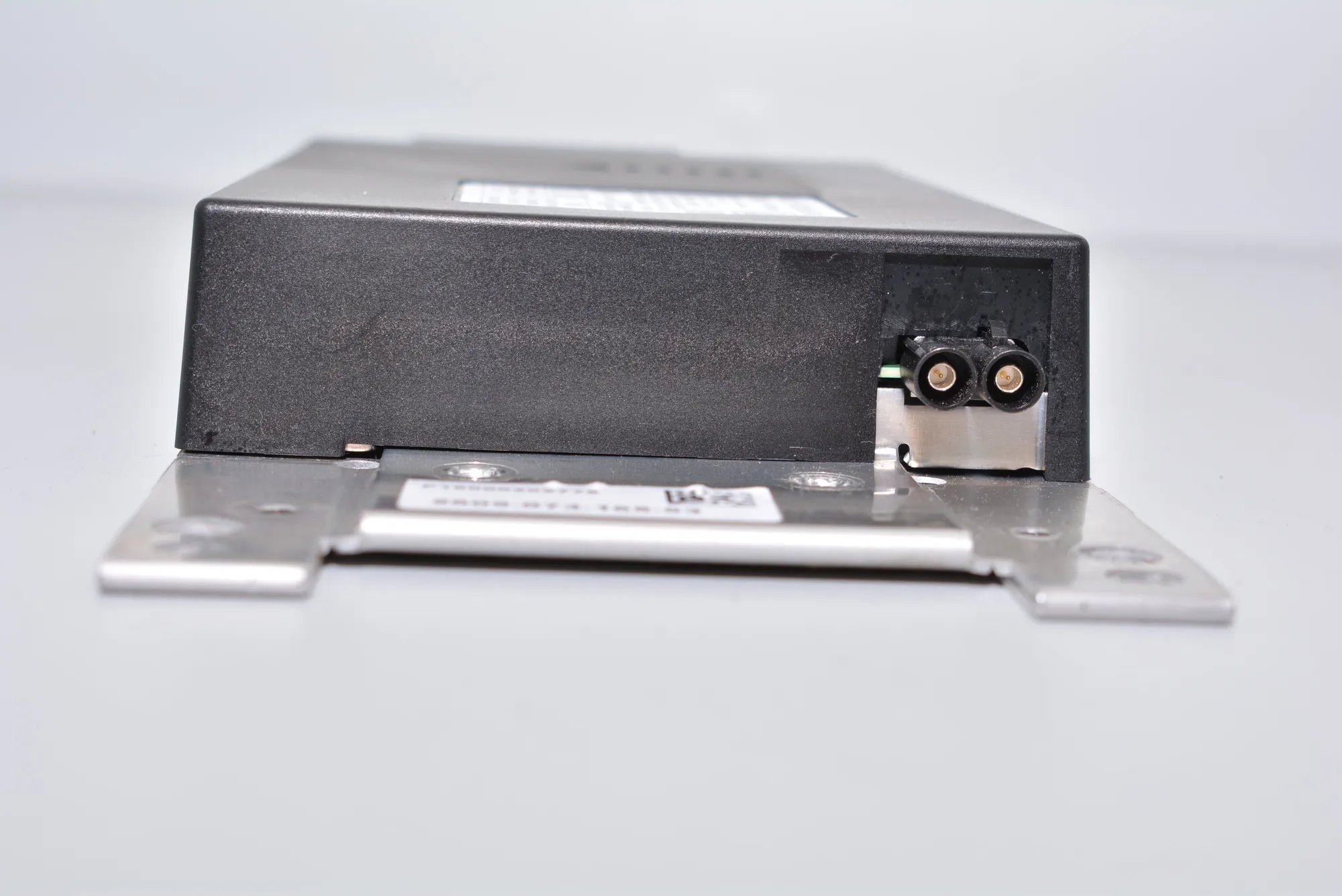 Bluetooth Control Unit – OEM 9389657 · BMW 5 (F10) BMW 5 (F10) 2016 – 2